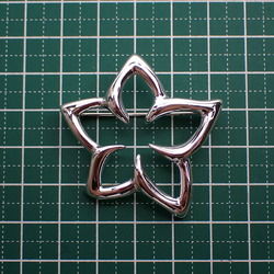 TIFFANY Plumeria Brooch