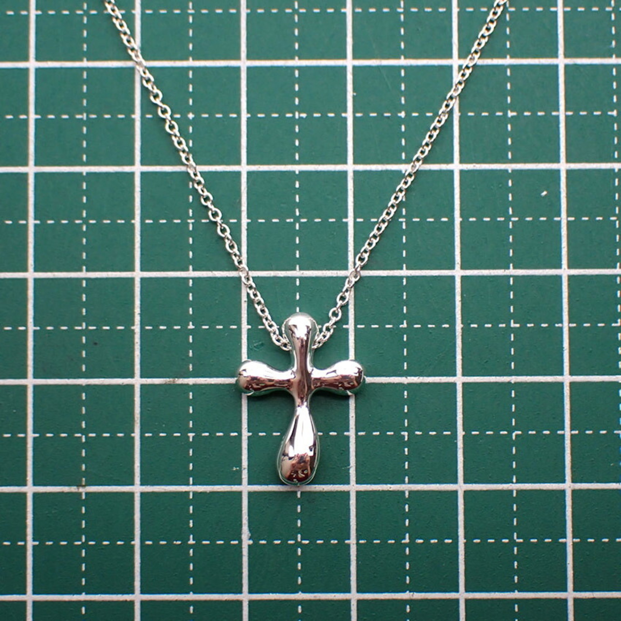 TIFFANY Tiffany 925 teardrop cross pendant necklace