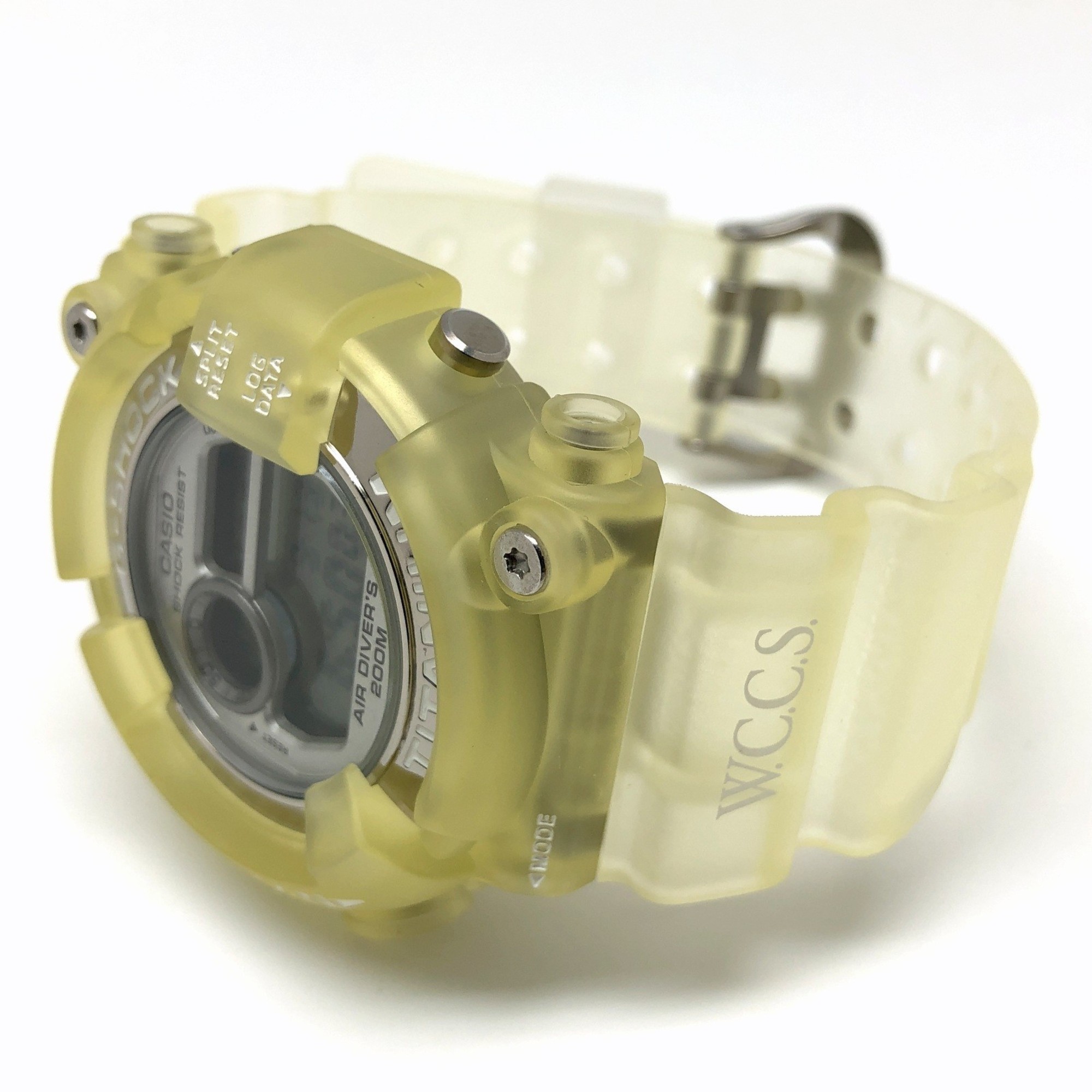 G-SHOCK CASIO Watch DW-8201WC-7T FROGMAN W.C.C.S. Triple Manta EL Titanium Case World Coral Reef Conservation Society White Skeleton Released June 1998 Mikunigaoka Store IT2DSWMEZ000