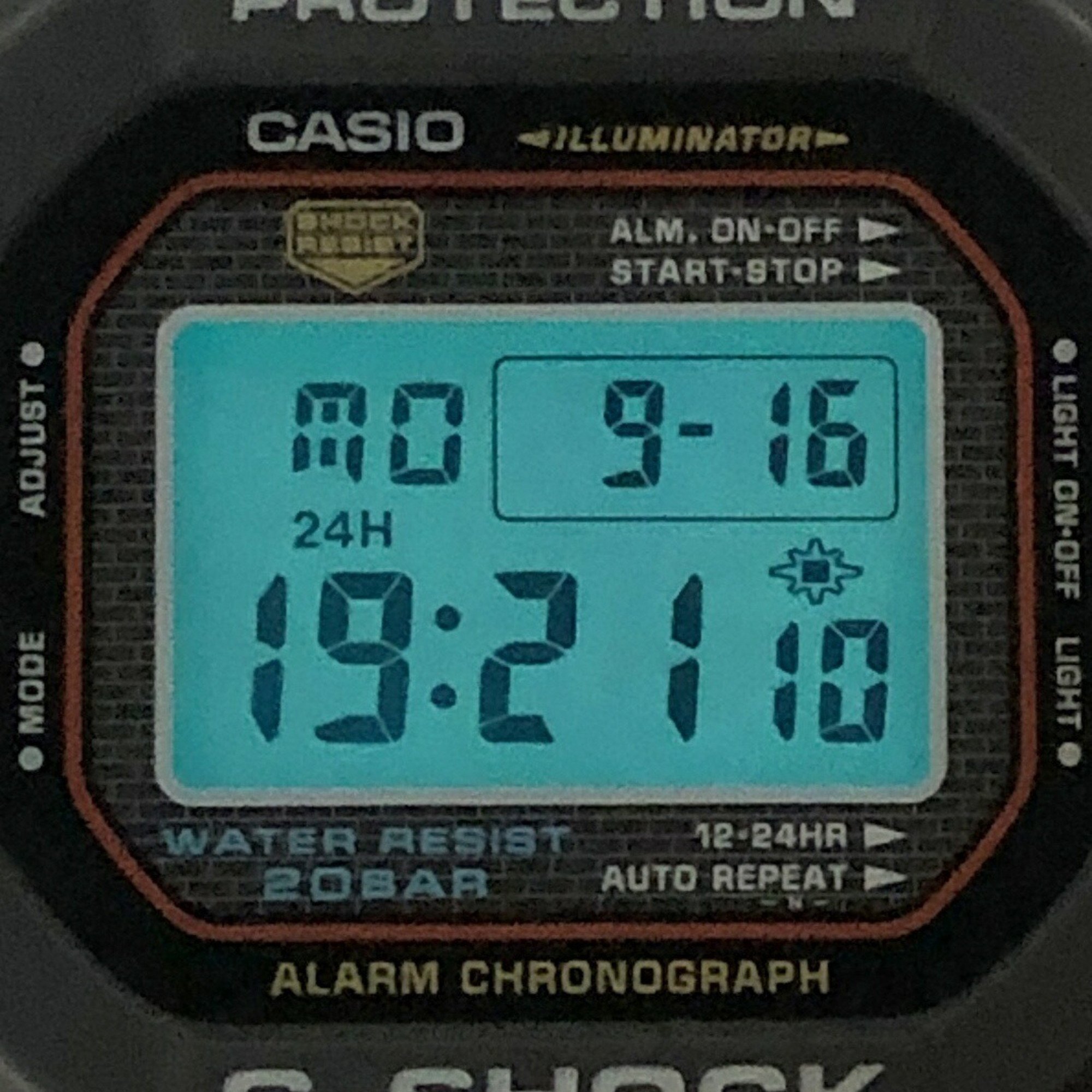 G-SHOCK CASIO Watch DW-5000-1 First-generation reprint DW-5000C model Screw-back EL backlight Released in March 2001 Mikunigaoka store IT4E8ULMA3PB