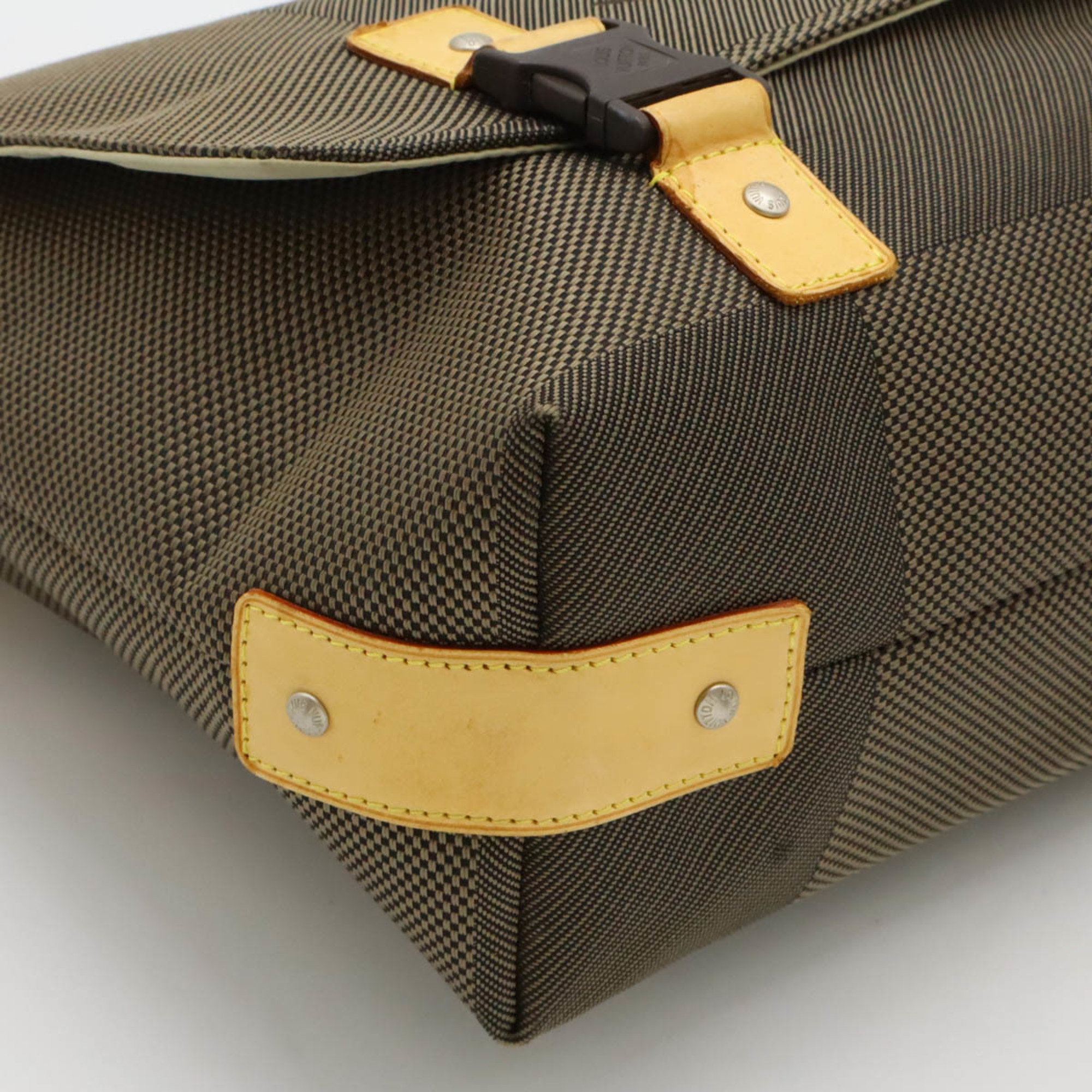 LOUIS VUITTON Damier Geant Roux Shoulder Bag Tail M93077