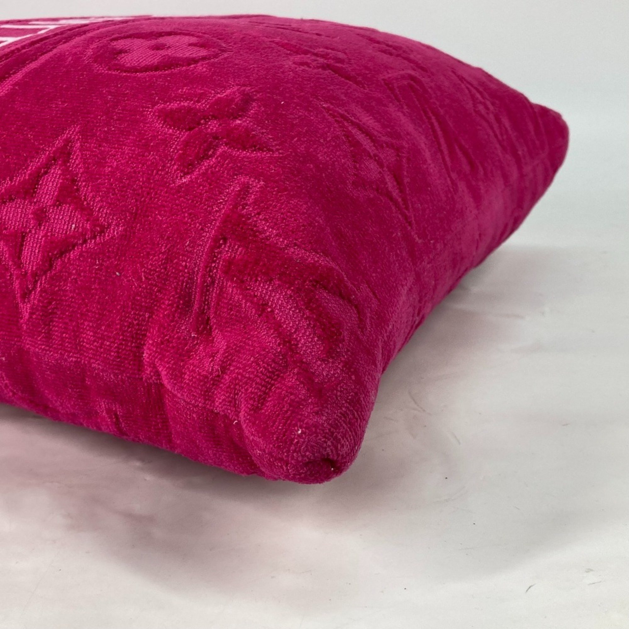 LOUIS VUITTON M77525 Coussin LV Vacation Pillow, Cushion, Cotton, Women's, Fuchsia, Pink