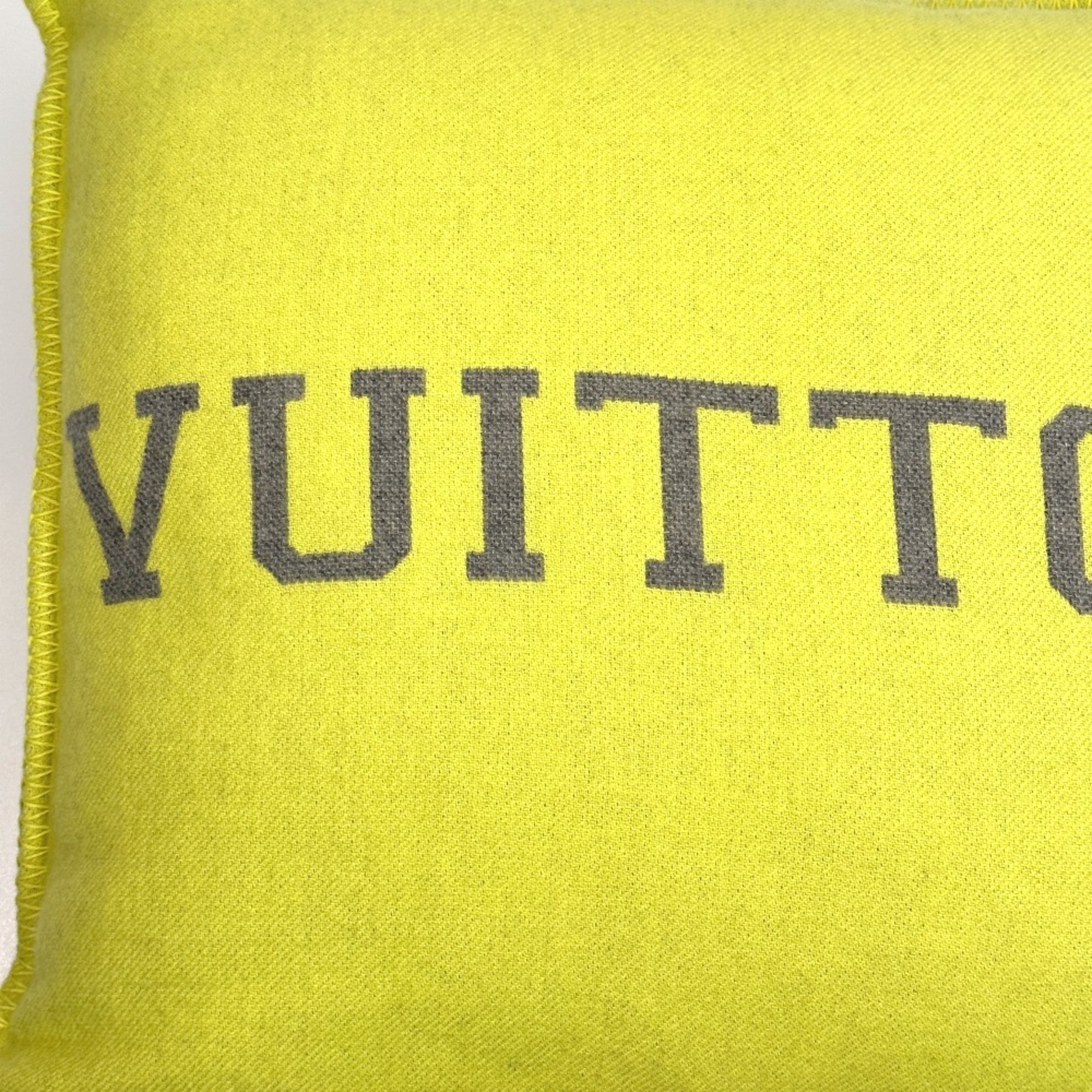 LOUIS VUITTON MP2158 Bicolor Cushion Julio Louis Pillow Wool Cashmere Men's Yellow