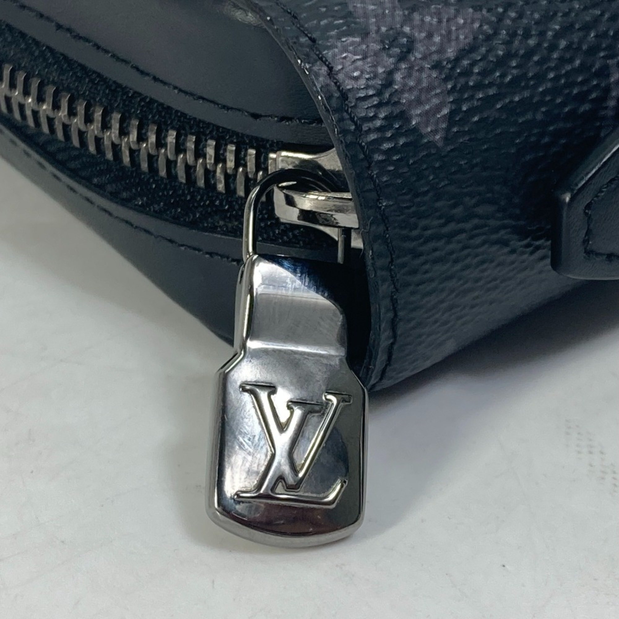 LOUIS VUITTON M61698 Monogram Eclipse Zippy XL Travel Case Round Long Wallet Canvas Men's Black