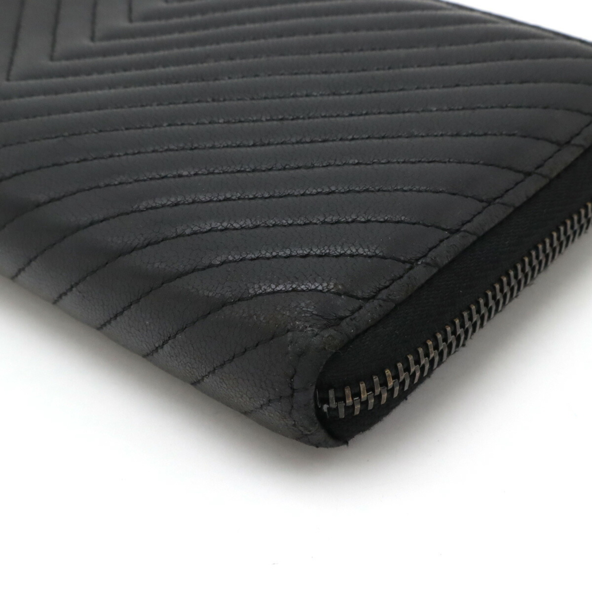 CHANEL Chevron V-stitch round long wallet Coco mark lambskin leather black