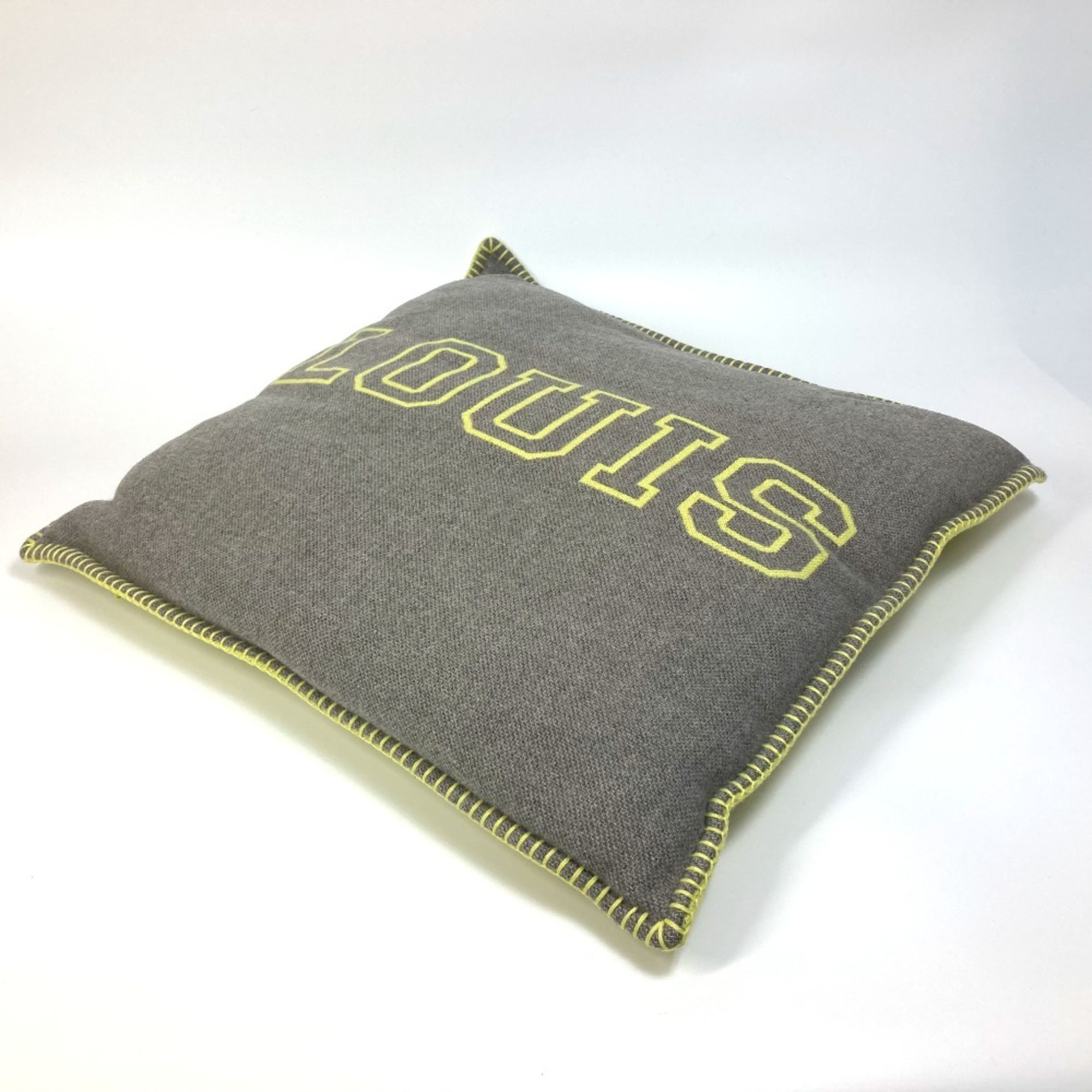 LOUIS VUITTON MP2158 Cushion Julio Louis Wool Cashmere Men's Women's Yellow x Gray