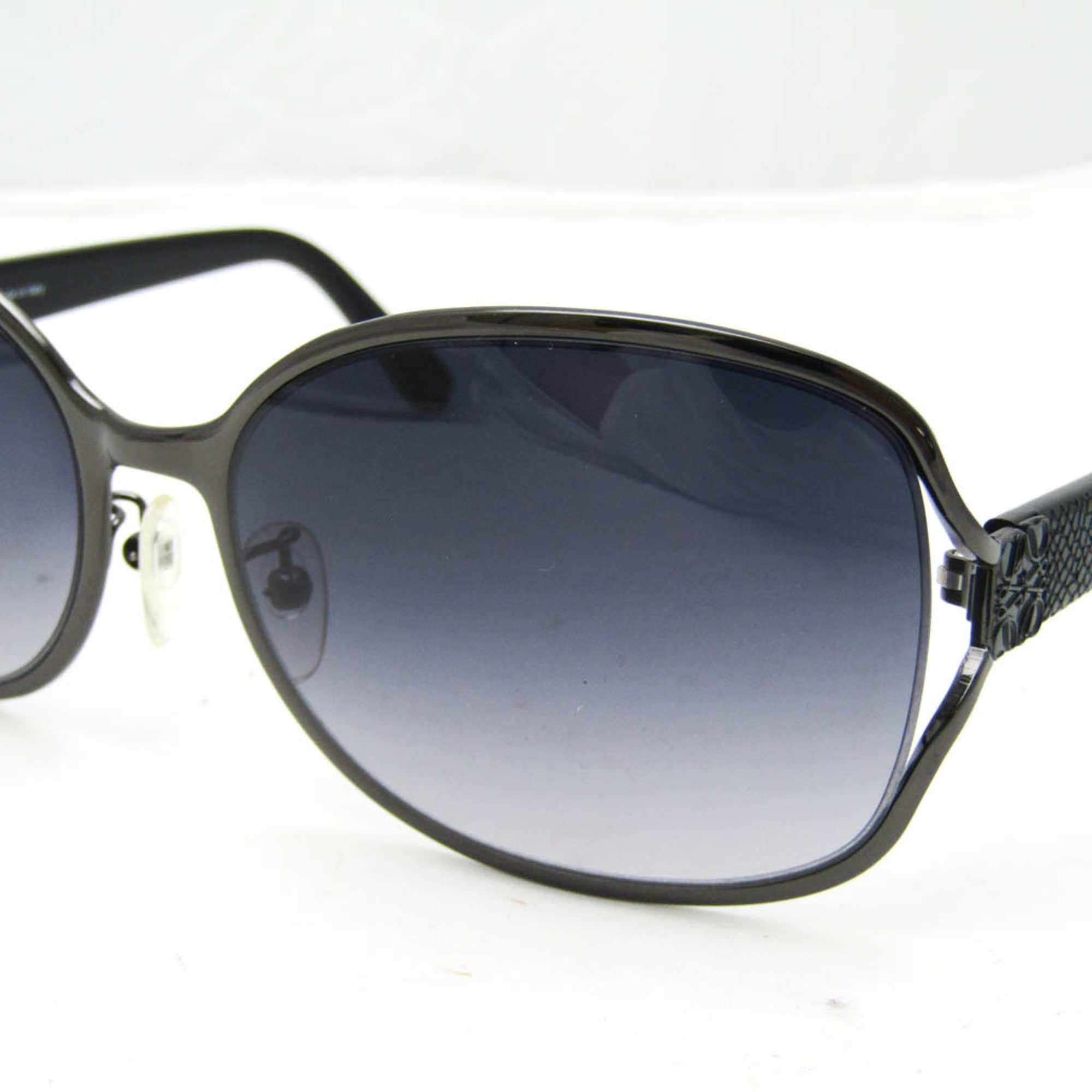 Loewe Women's Wellington Sunglasses Black SLW464G