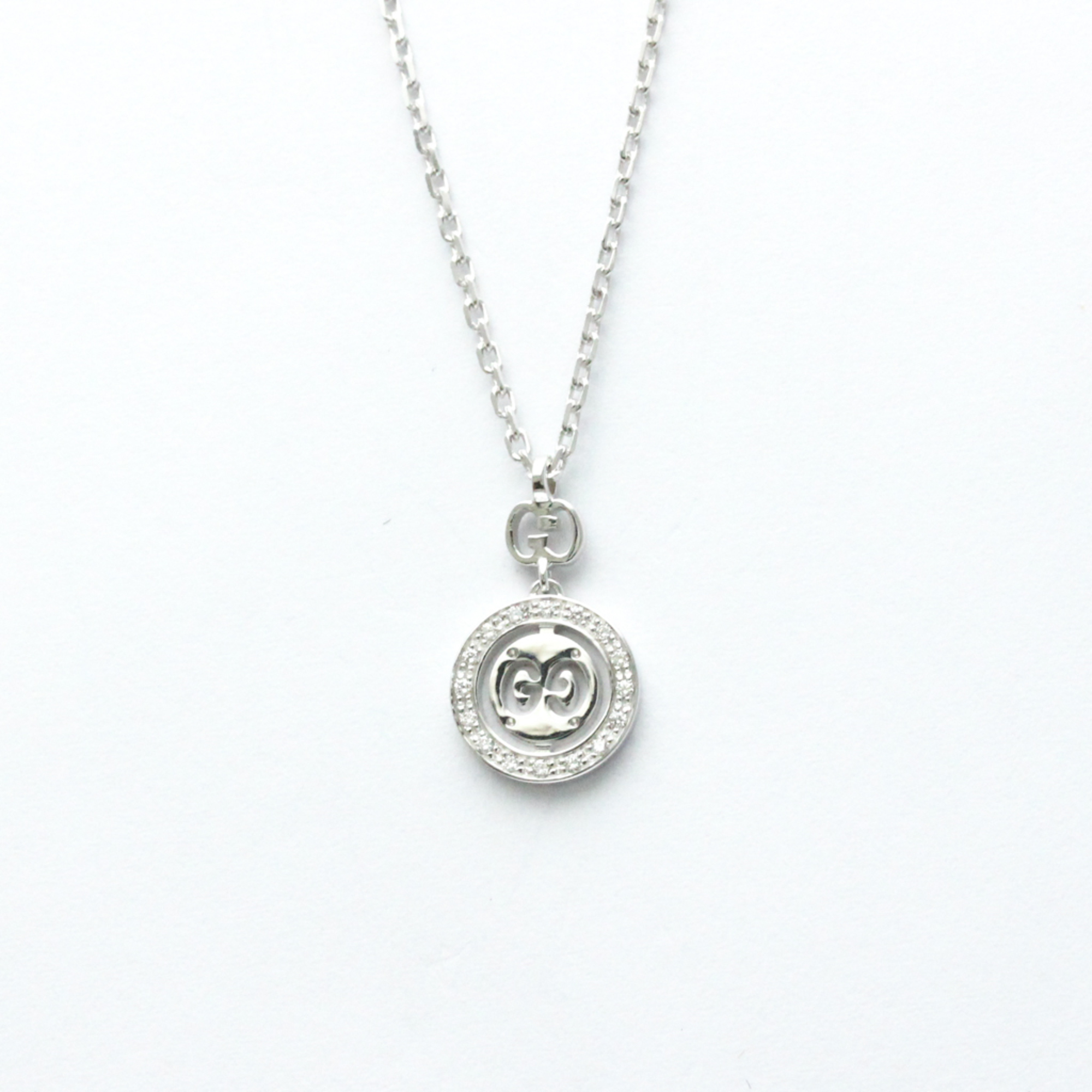 Gucci GG Diamond White Gold (18K) Diamond Men,Women Fashion Pendant (Silver)