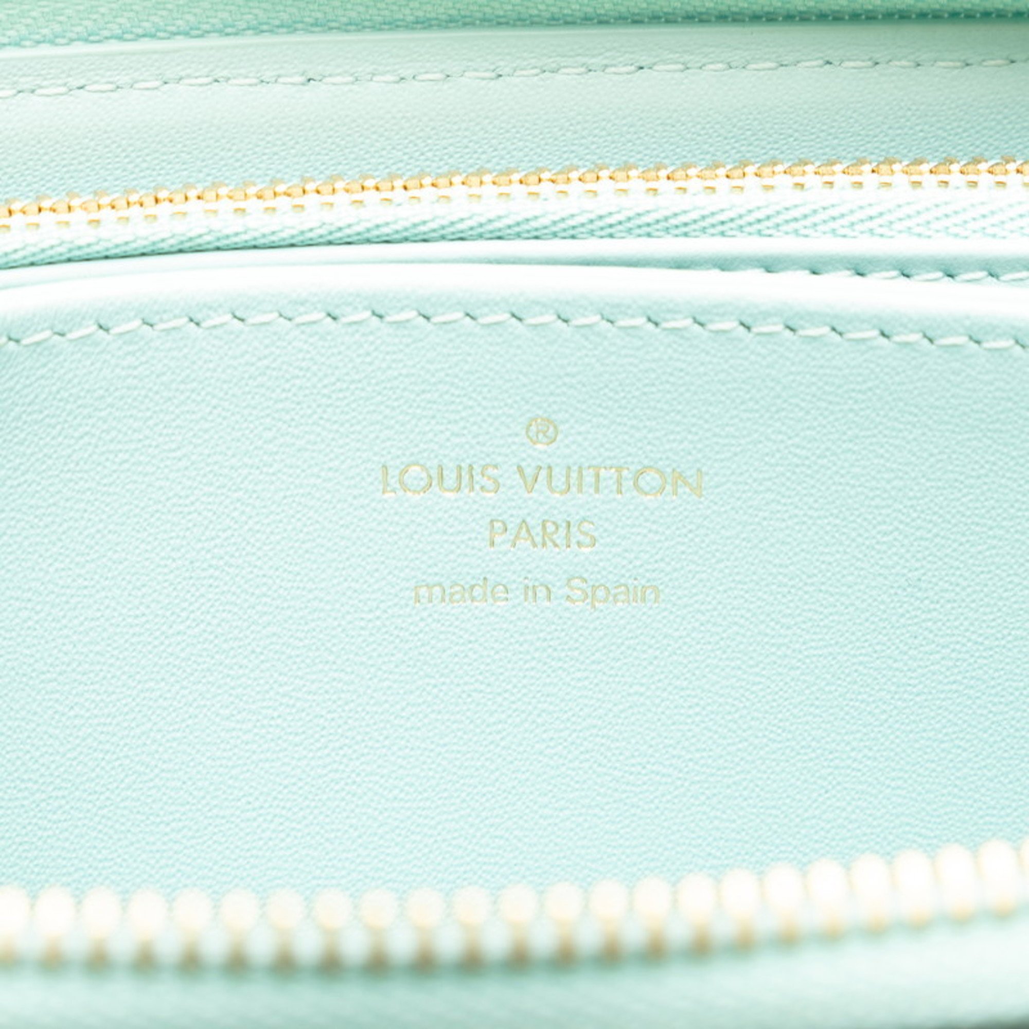 Louis Vuitton Monogram Mahina Zippy Wallet Long M69032 Vert Lagoon Leather Women's LOUIS VUITTON