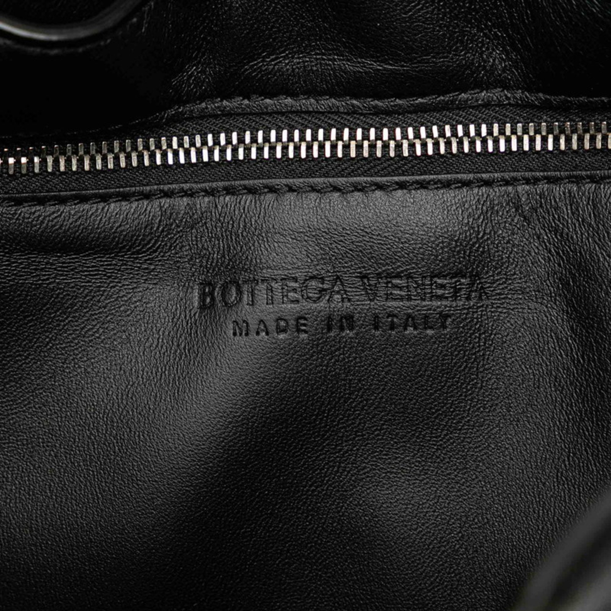 Bottega Veneta Maxi Intrecciato Padded Cassette Chain Shoulder Bag Black Leather Women's BOTTEGAVENETA