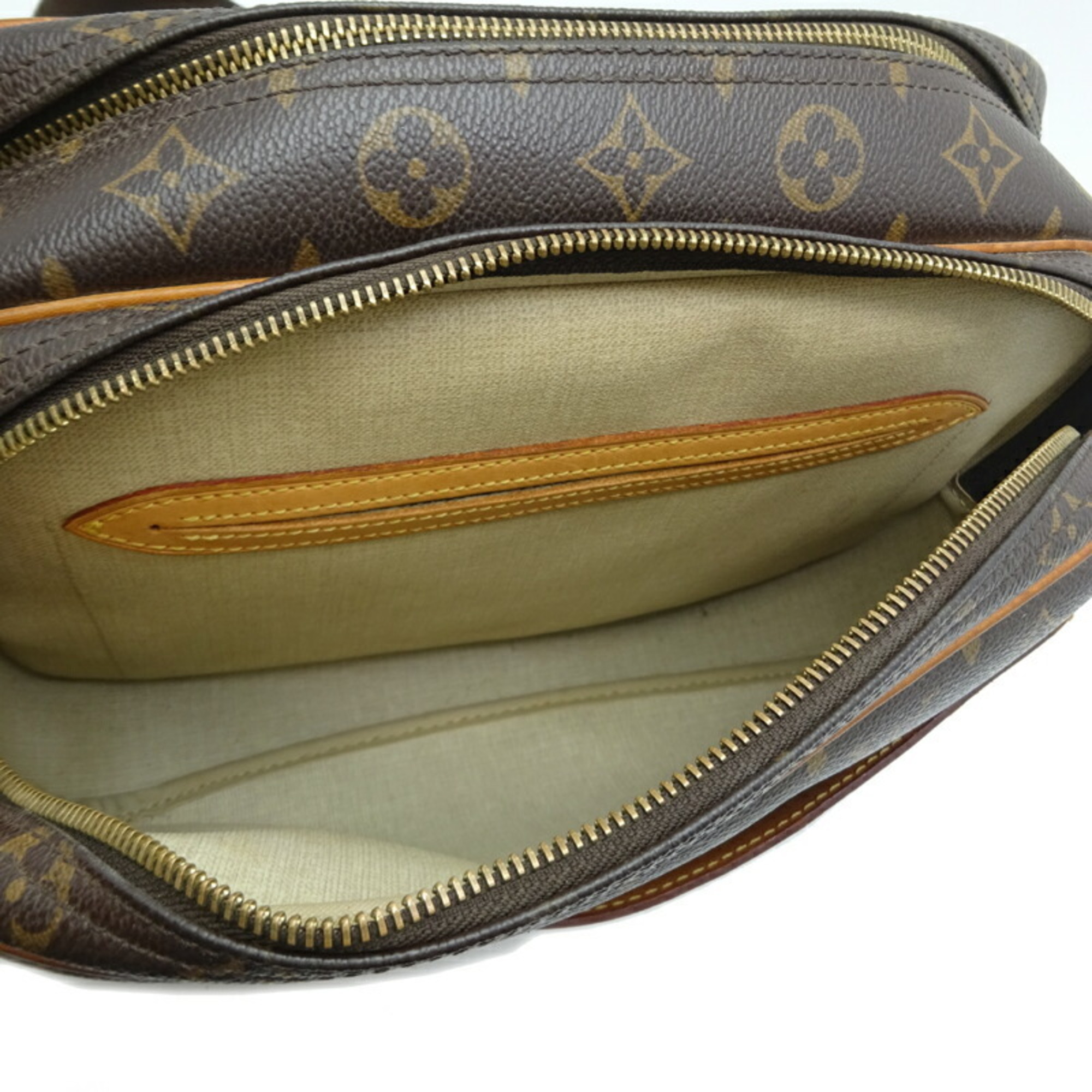 Louis Vuitton Reporter PM Women's and Men's Shoulder Bag M45254 Monogram Brown