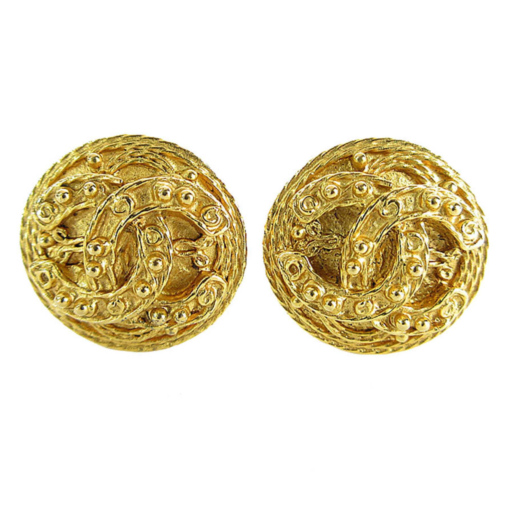 CHANEL Coco Mark Metal Gold Earrings for Women s0024a