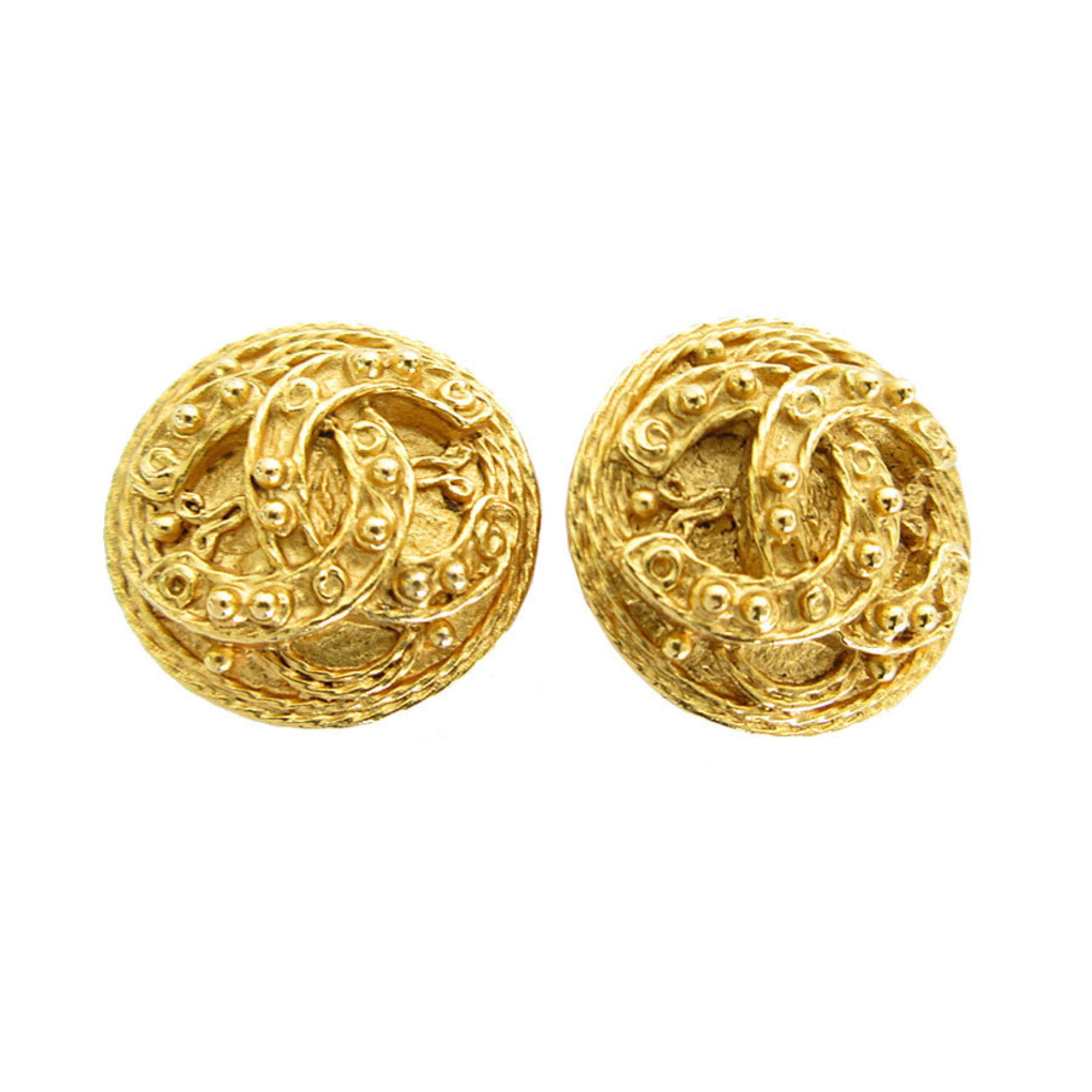 CHANEL Coco Mark Metal Gold Earrings for Women s0024a