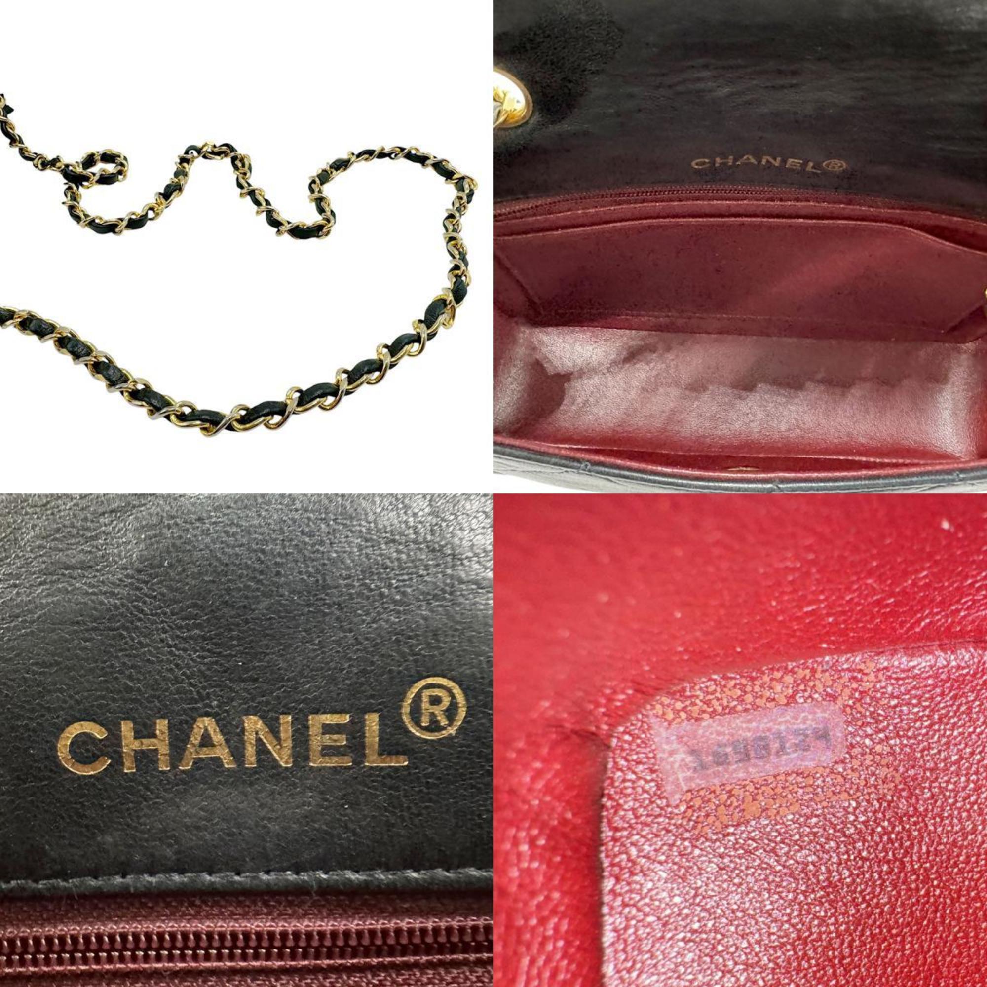 CHANEL Shoulder Bag Diana Matelasse 22 Lambskin Black Gold Women's z2312