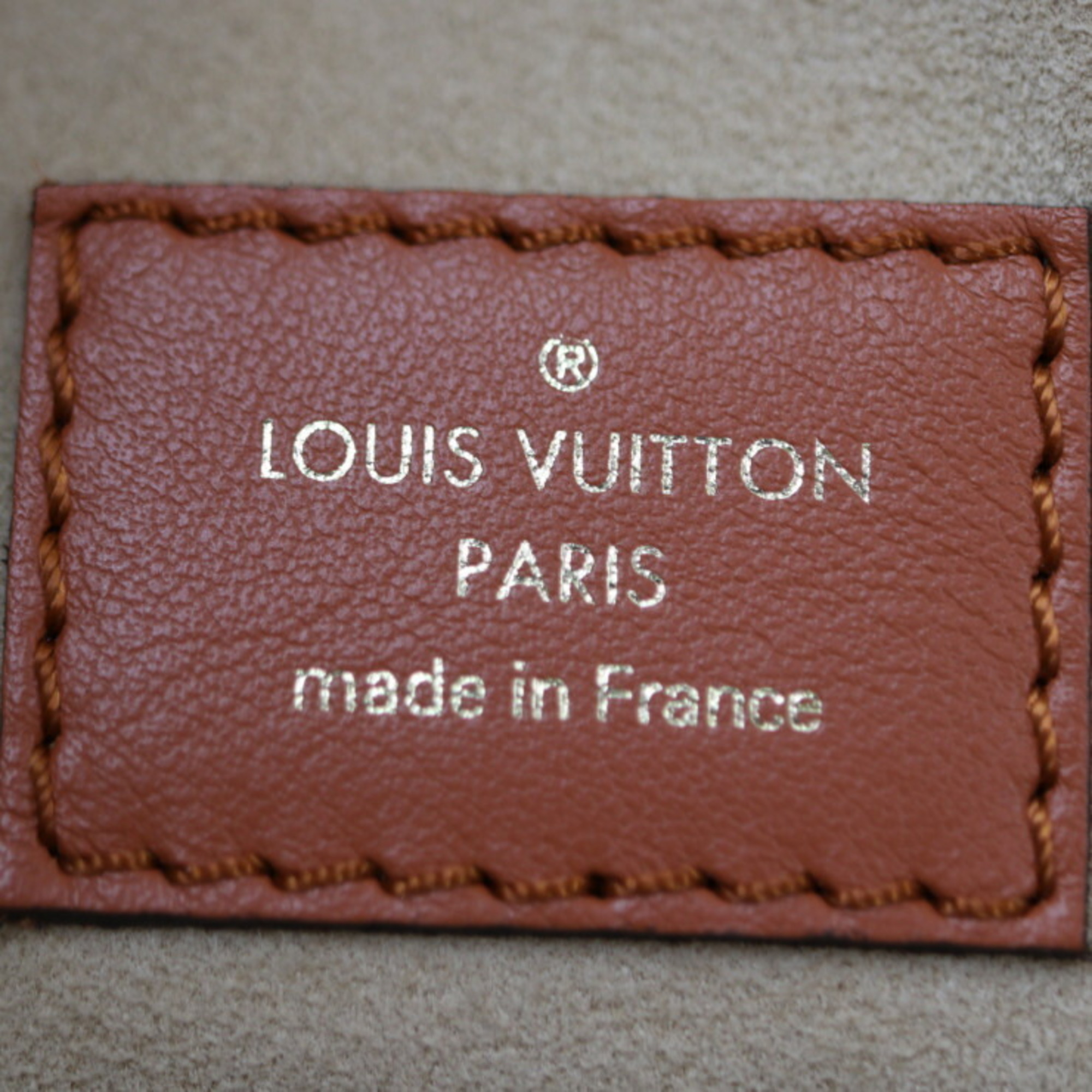 LOUIS VUITTON On My Side MM Monogram Tuftage Handbag M53825 Calf Leather Gale Tote Bag Shoulder