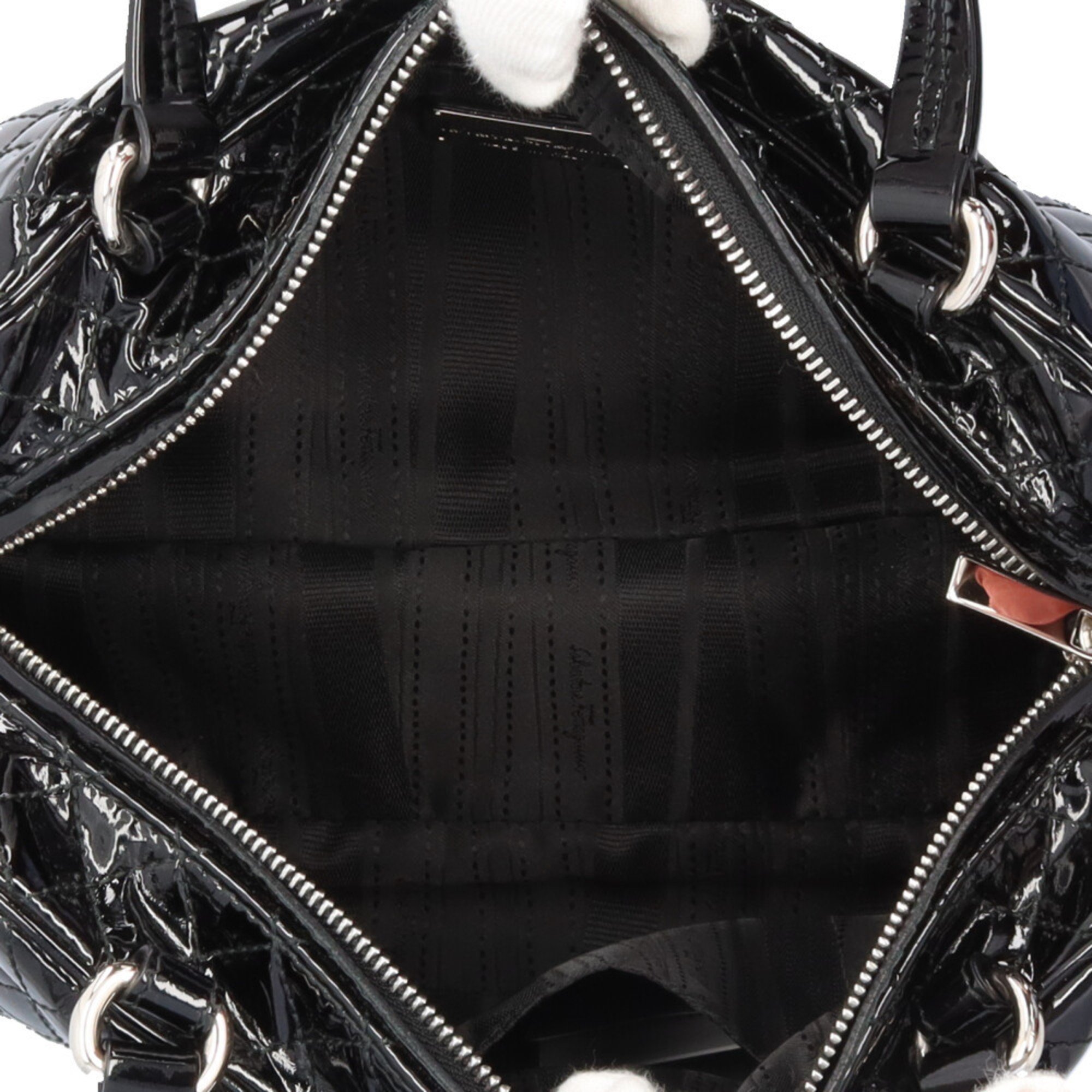 Salvatore Ferragamo Vara Ribbon Shoulder Bag Enamel Black Women's