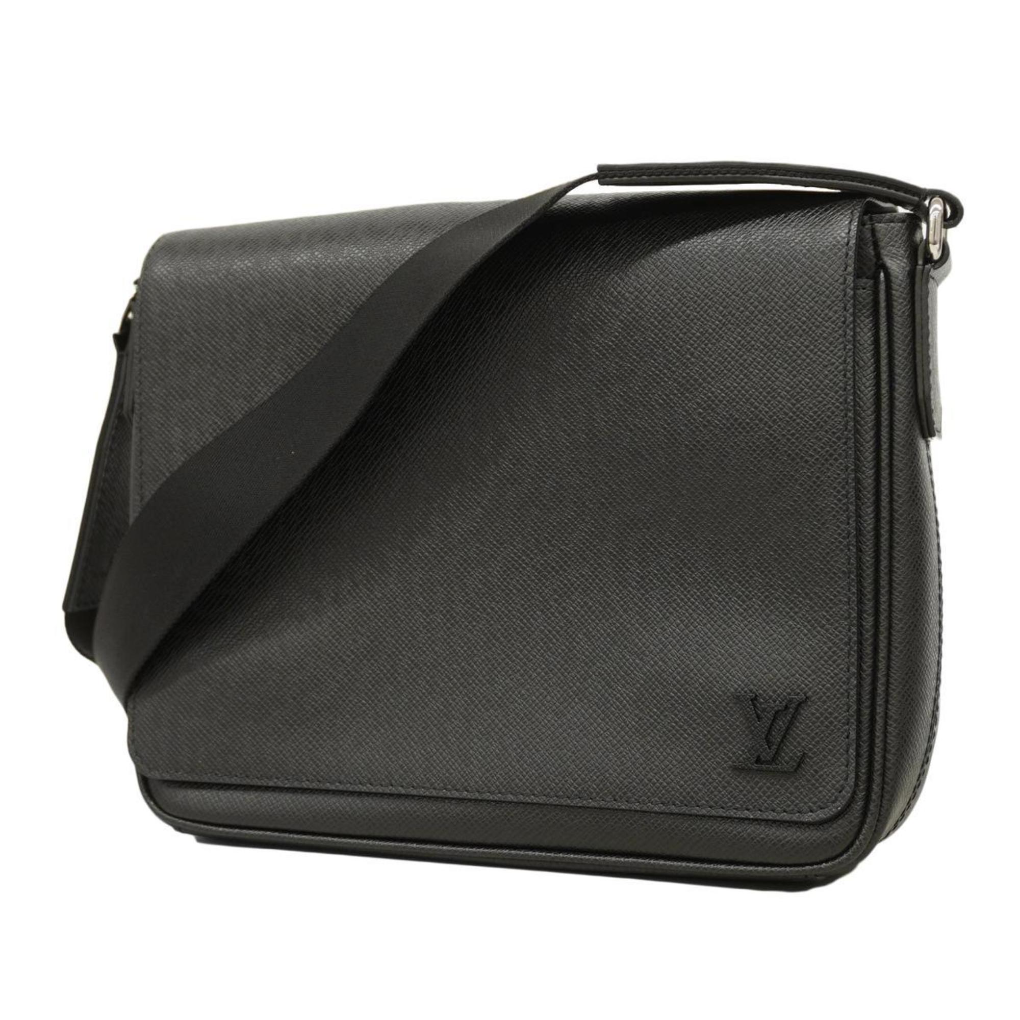 Louis Vuitton Shoulder Bag Taiga District PMNV3 M30850 Noir Men's