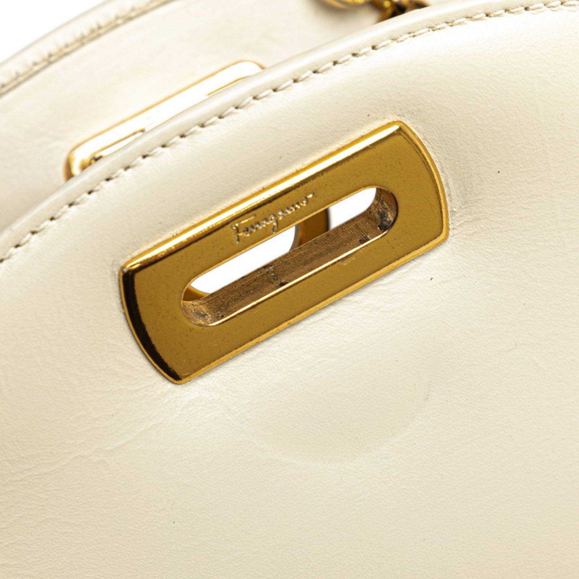 Salvatore Ferragamo Gancini Chain Shoulder Bag Ivory White Leather Women's