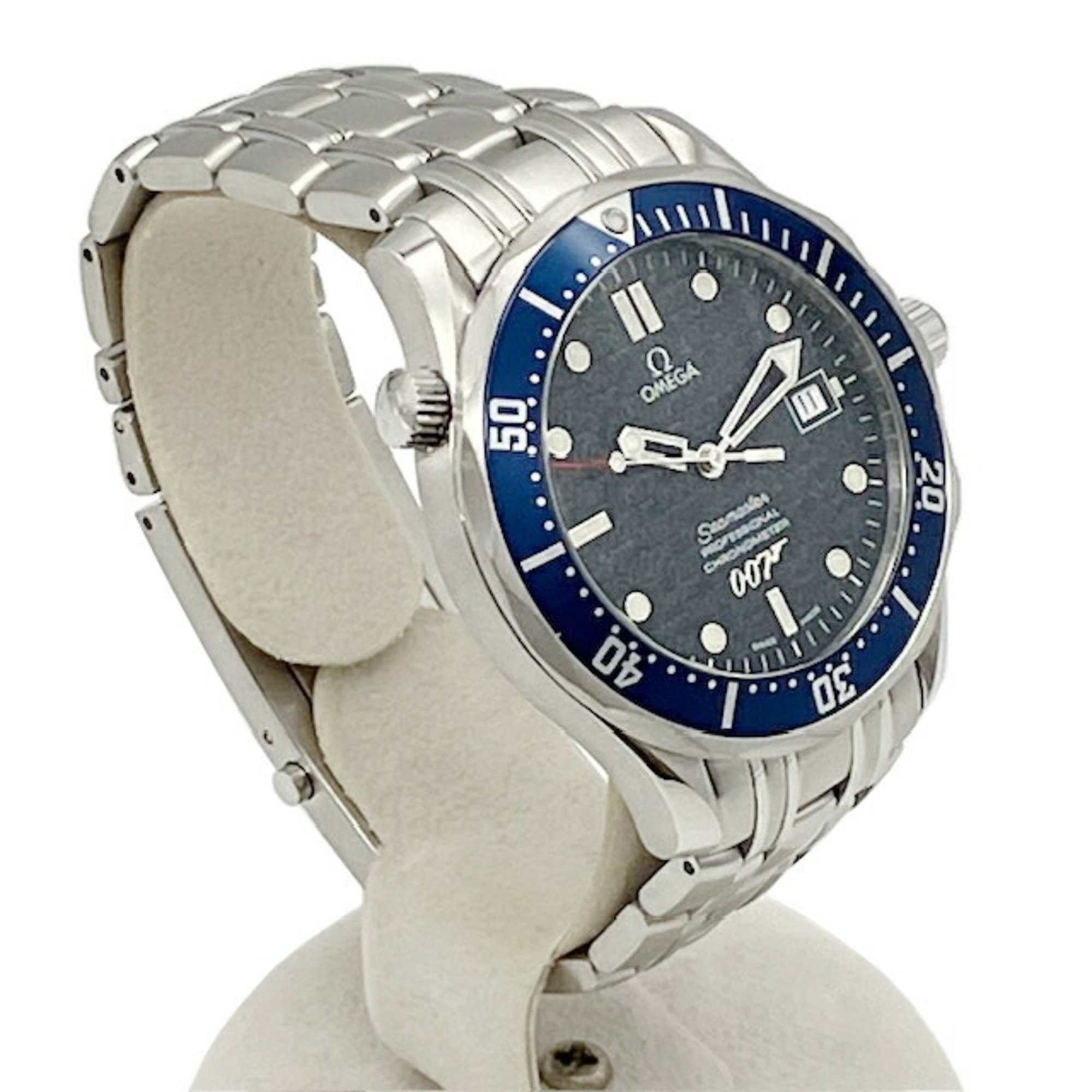 OMEGA Seamaster Professional 007 James Bond Limited to 10,007 pieces worldwide Stainless steel automatic Navy 2537 8000