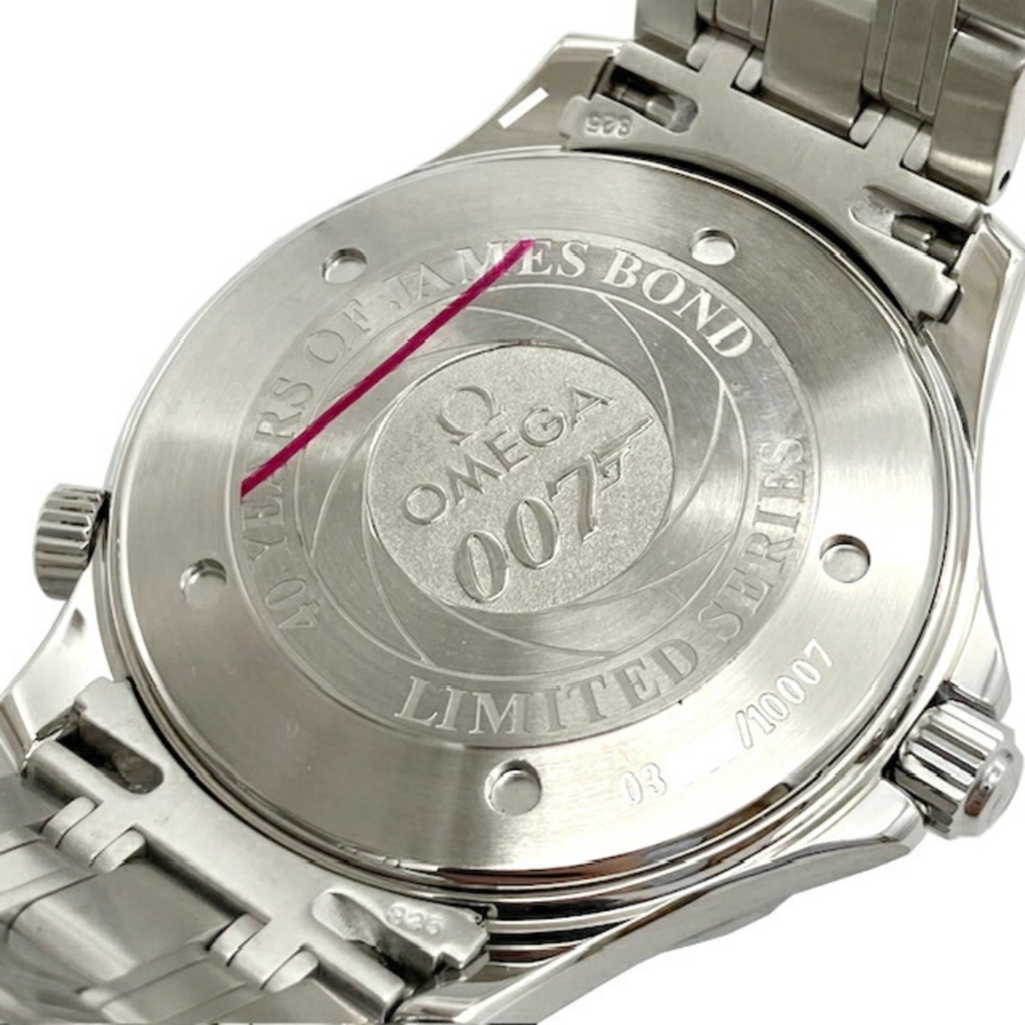 OMEGA Seamaster Professional 007 James Bond Limited to 10,007 pieces worldwide Stainless steel automatic Navy 2537 8000