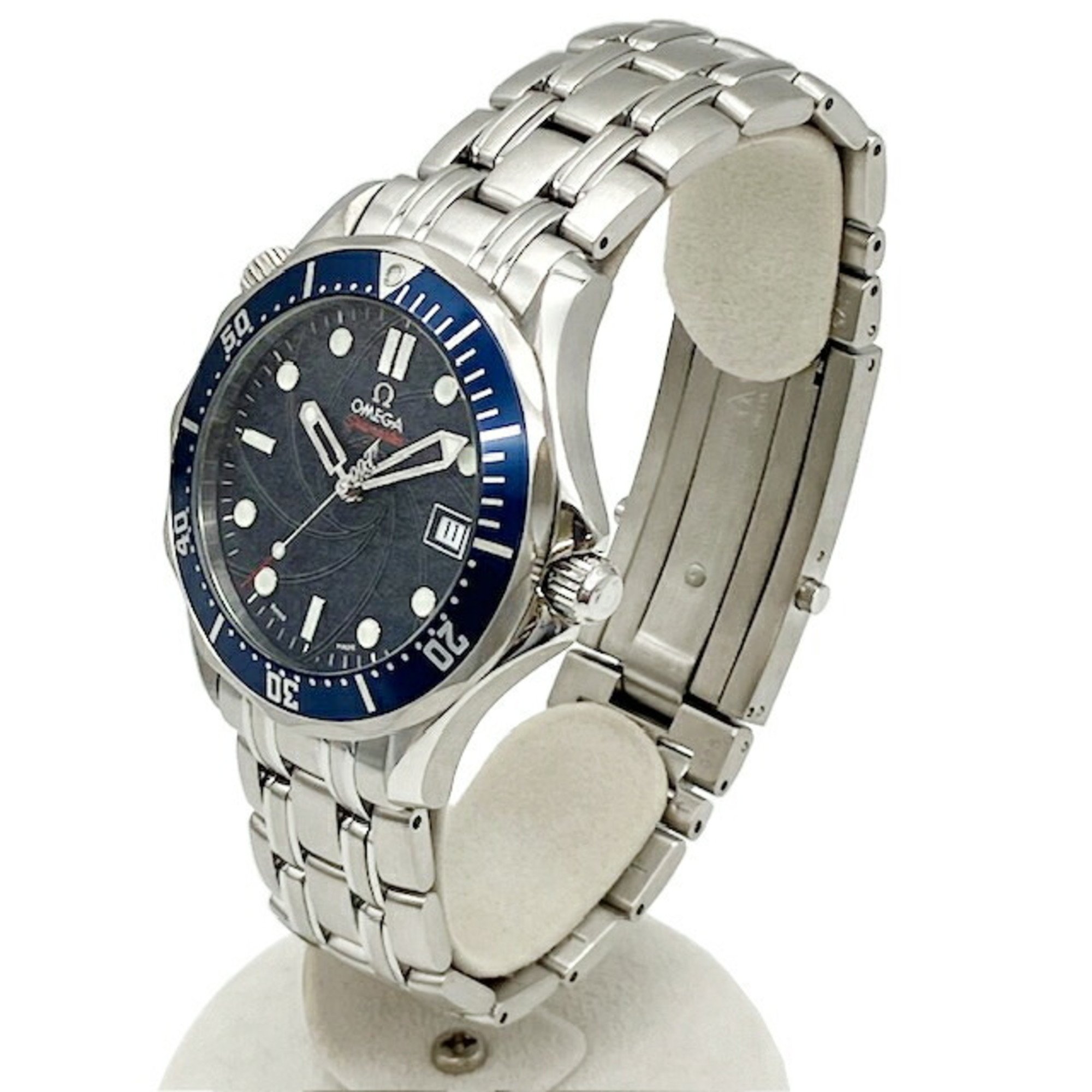 OMEGA Seamaster Professional 007 James Bond Limited to 10,007 pieces worldwide Stainless steel automatic Navy 2226.80