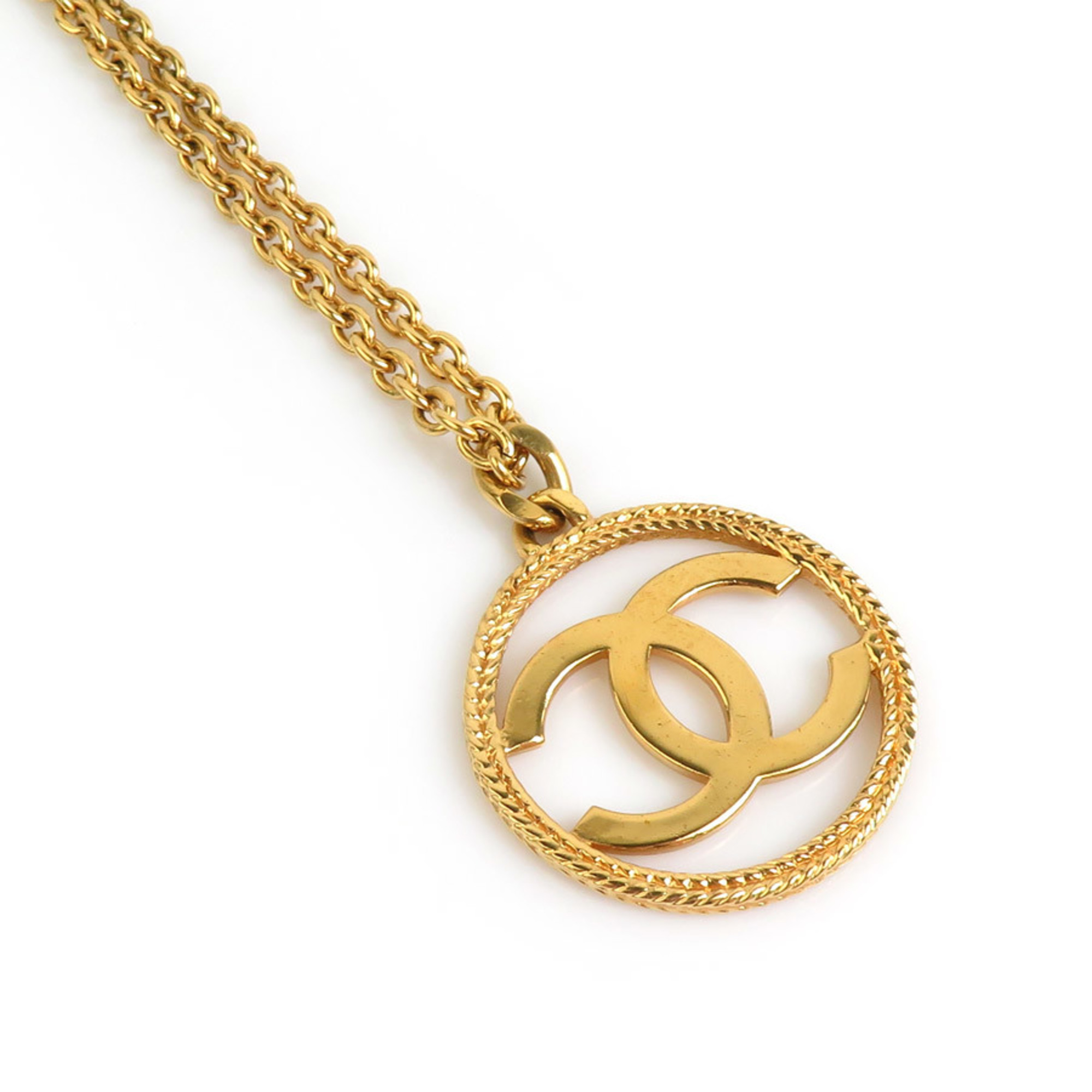 CHANEL Coco Mark Metal Gold Necklace for Women e59204g