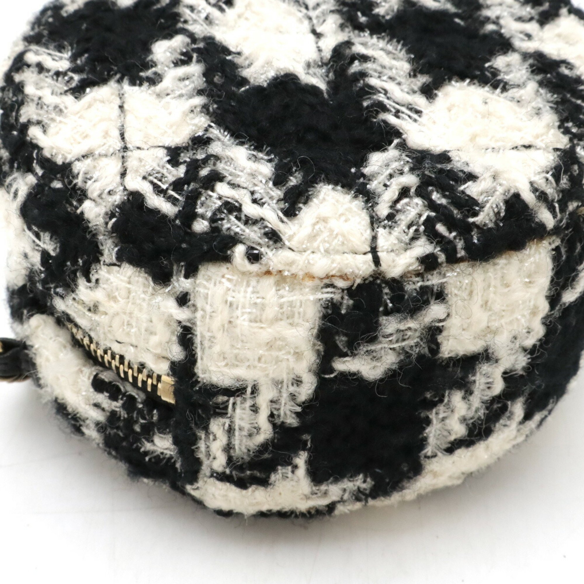 CHANEL Chanel Round Chain Shoulder Pochette Houndstooth Tweed Boa Ivory White Black AP0986