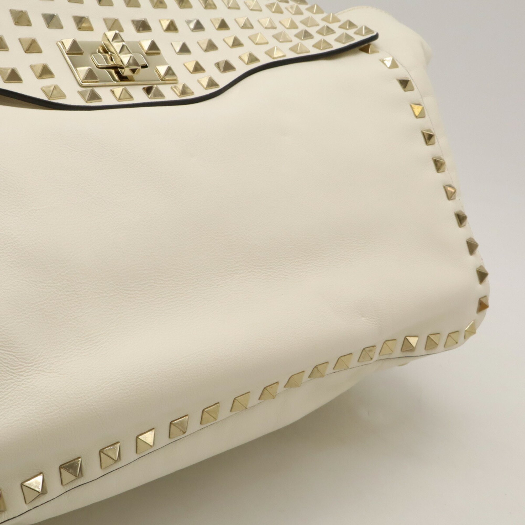 VALENTINO GARAVANI Valentino Garavani Rockstud Handbag Shoulder White CWB00195