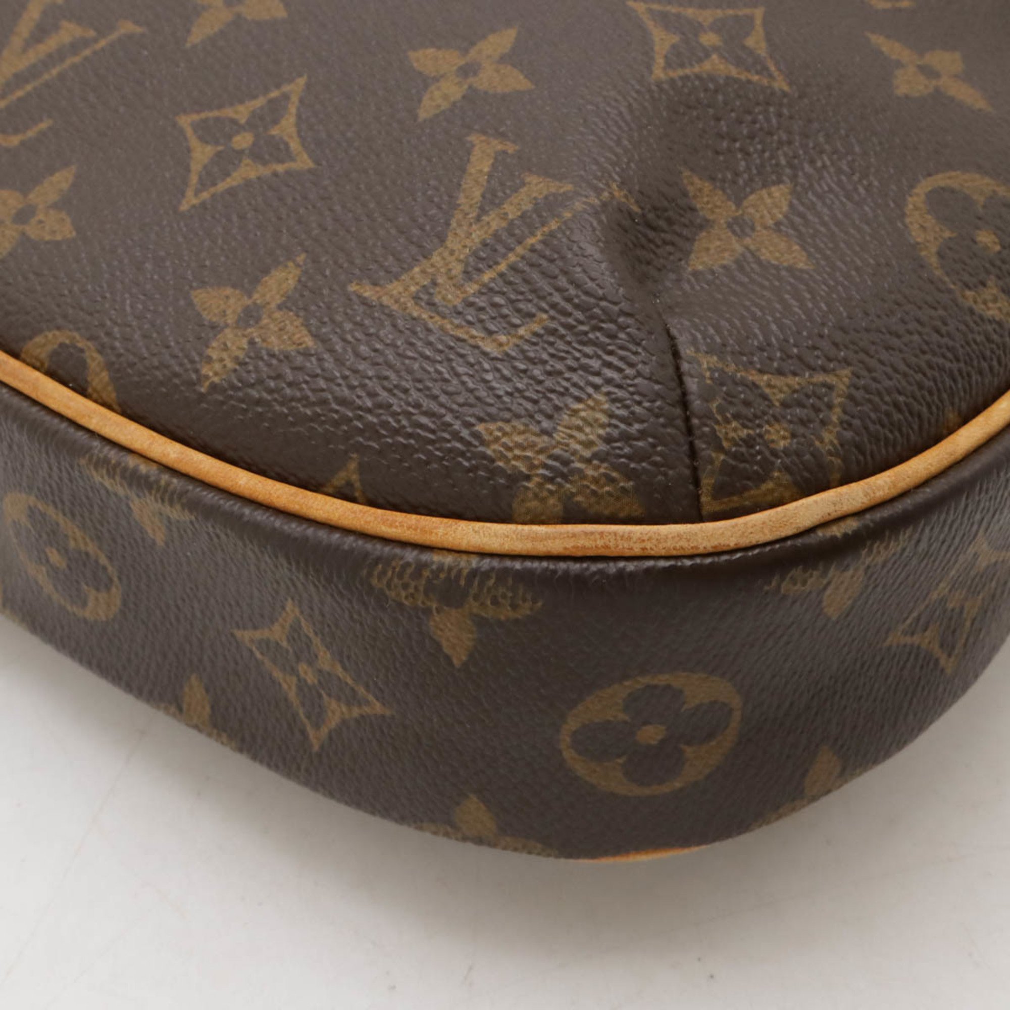 LOUIS VUITTON Louis Vuitton Monogram Odeon PM Shoulder Bag M56390