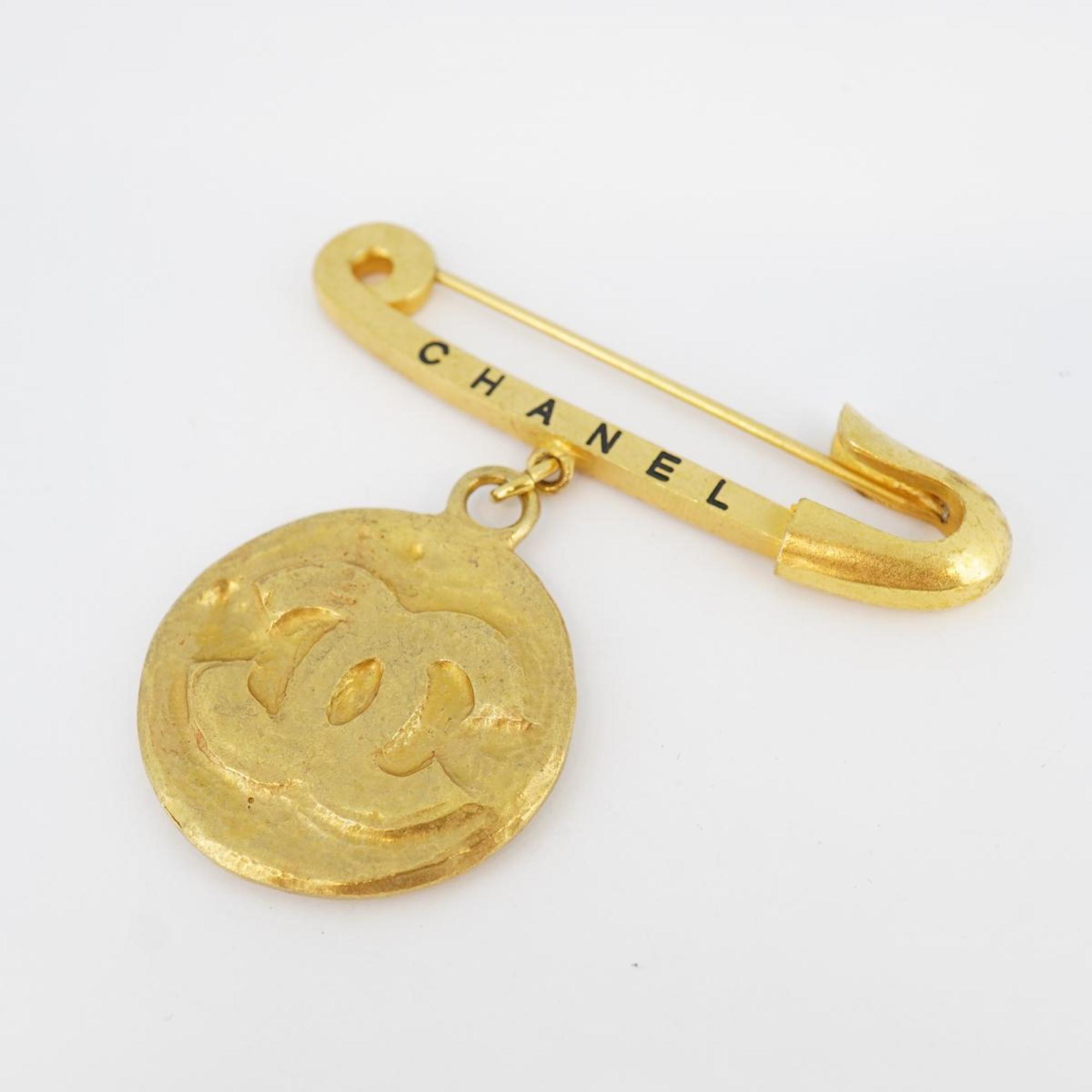 Chanel Brooch Coco Mark Circle GP Plated Gold 94P Women's