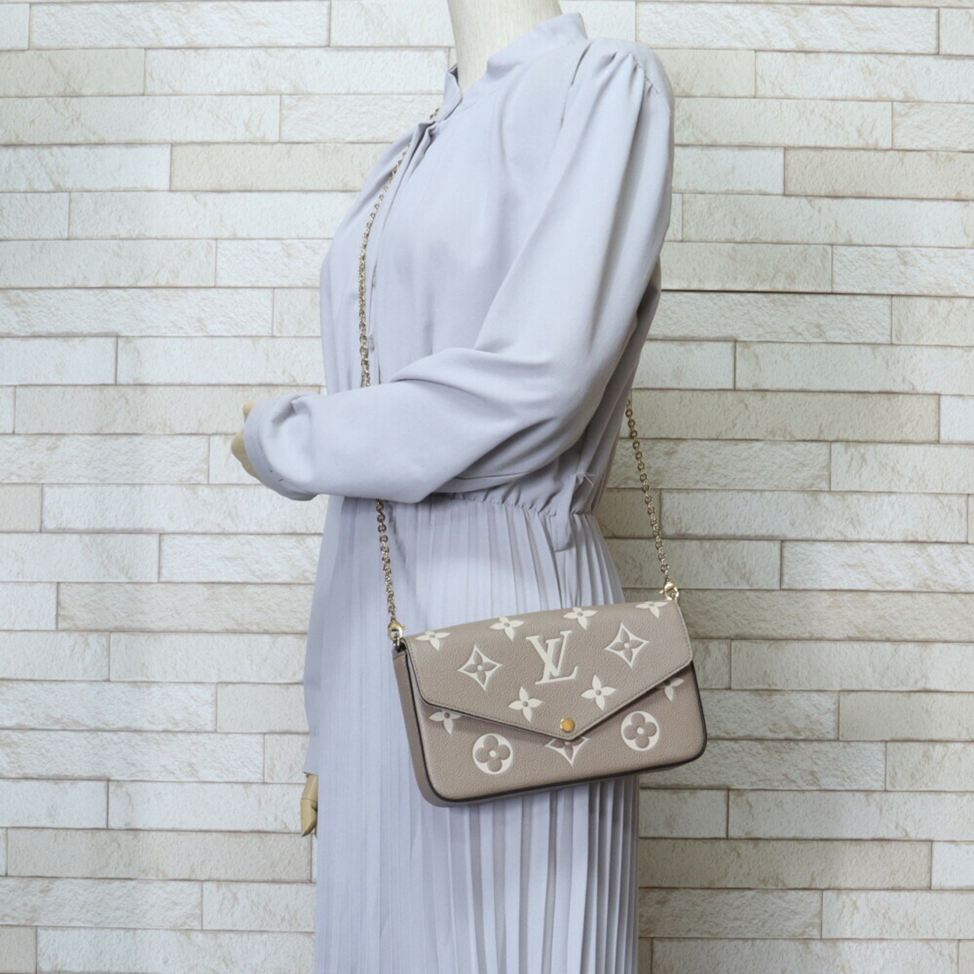 Louis Vuitton Pochette Felicie Bicolor Monogram Empreinte Shoulder Bag M82610 Beige Women's LOUIS VUITTON