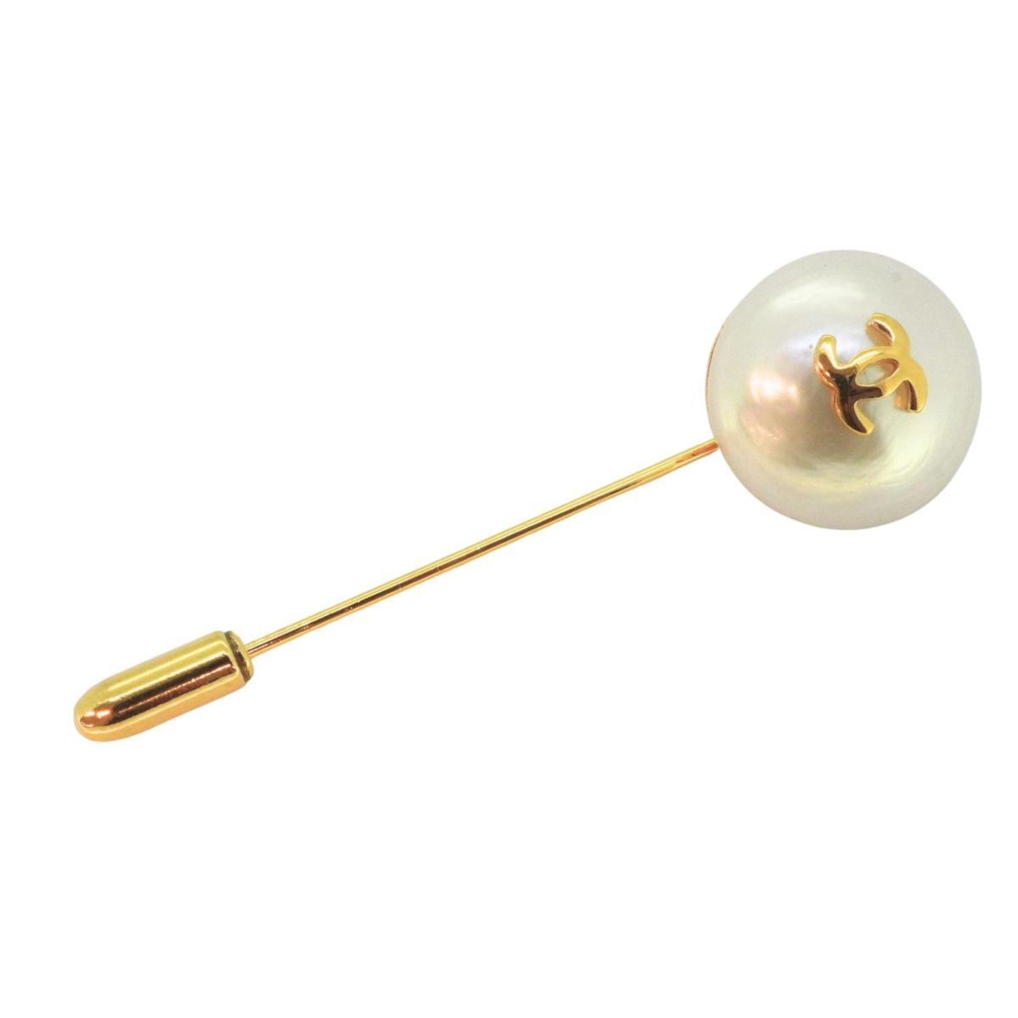 Chanel Brooch Coco Mark Circle Fake Pearl GP Plated Gold Women's