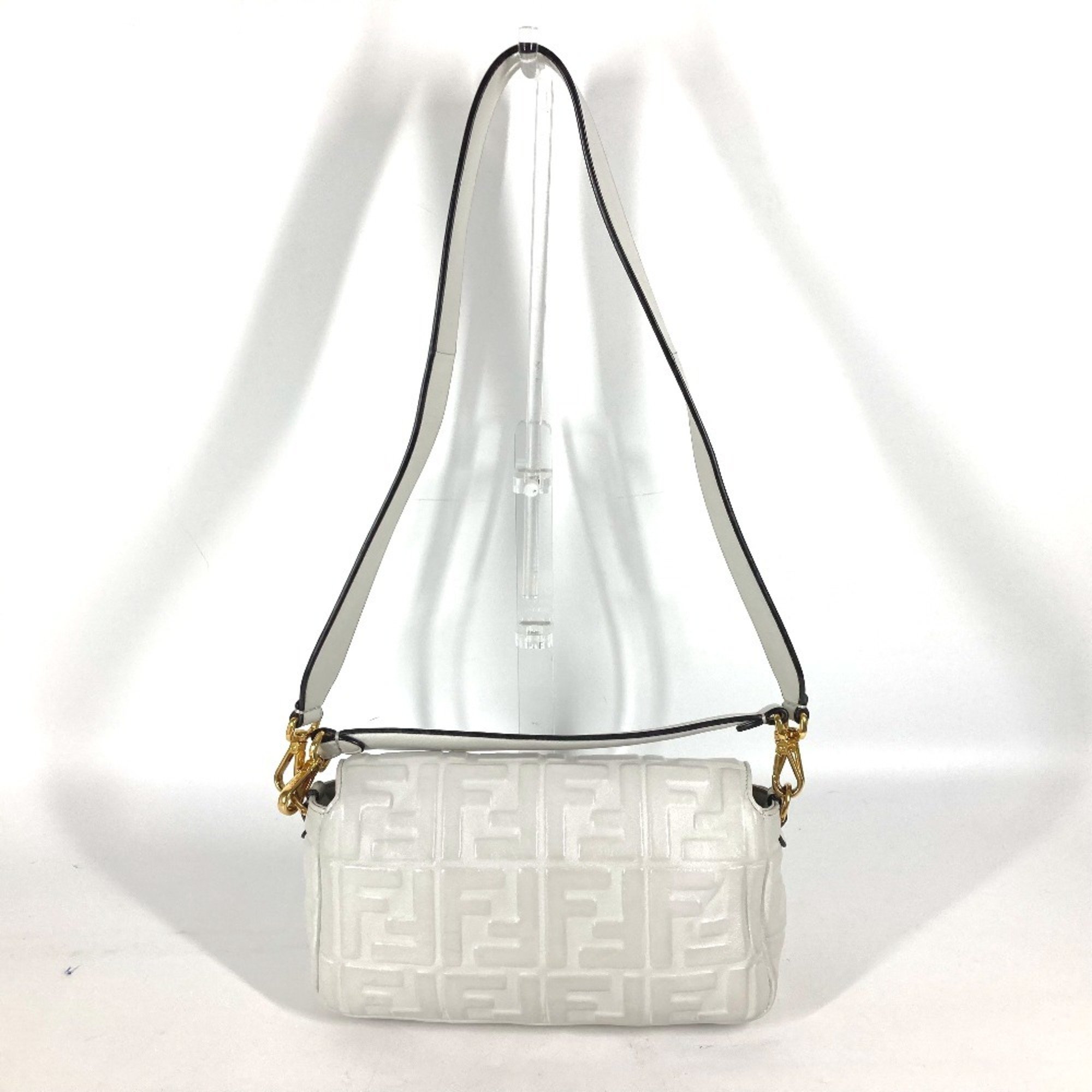 FENDI 8BR600 Zucca Mamma Bucket Bag Shoulder Leather Women's White