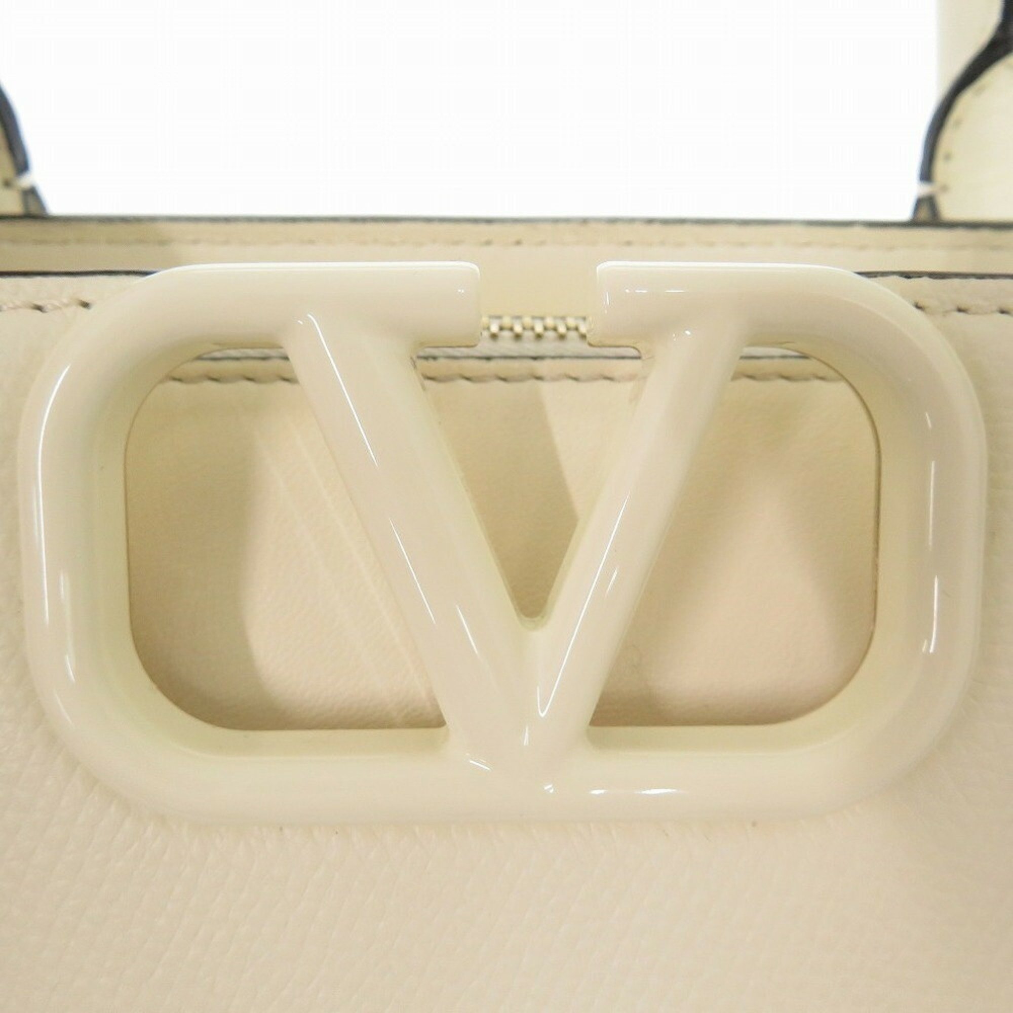 Valentino Garavani V-Sling Handbag Leather Ivory 0250Valentino