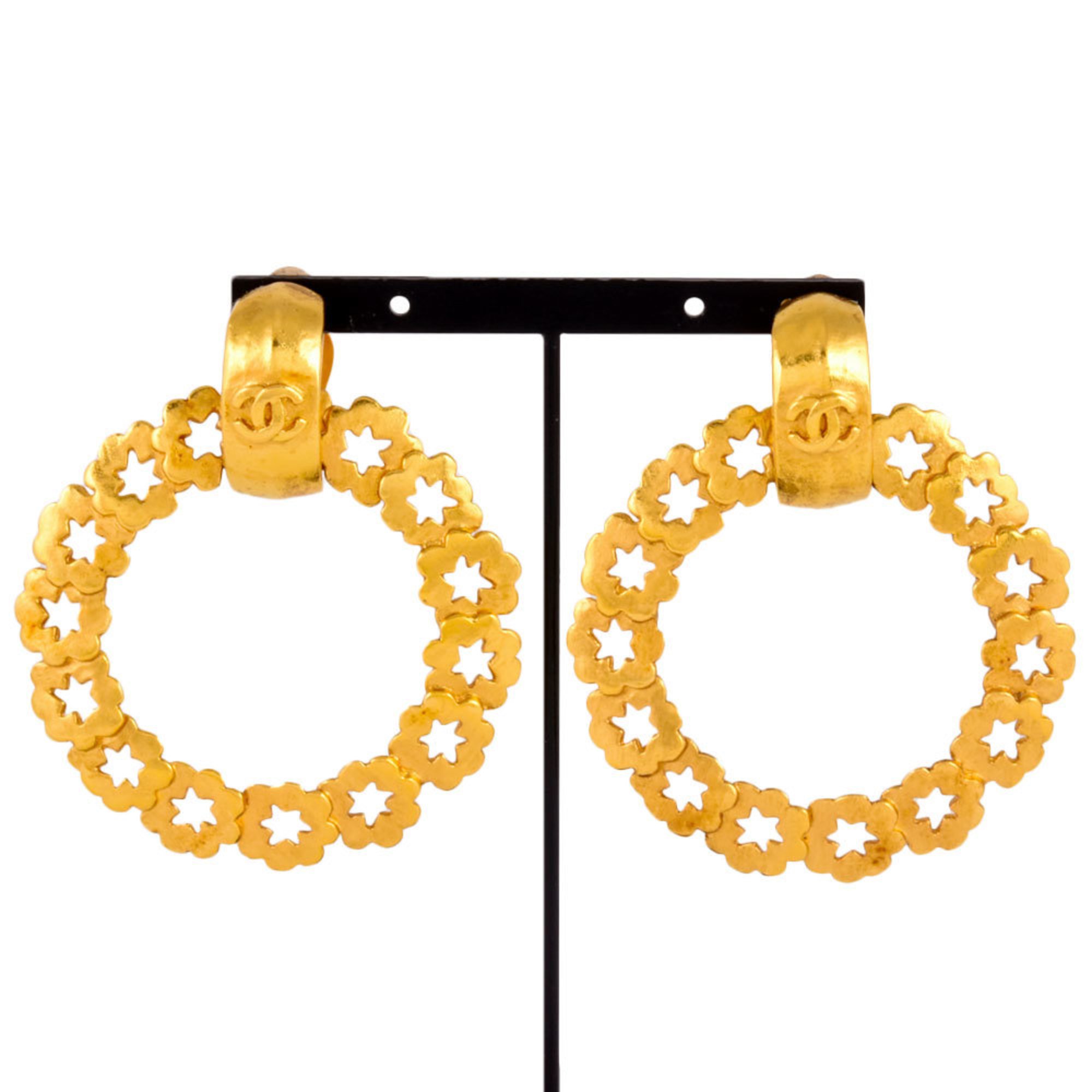 CHANEL Coco Mark Star Hoop Earrings 96P GP Gold Ladies