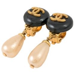 CHANEL Coco Mark Swing Earrings Fake Pearl GP 93A Black Gold Women's