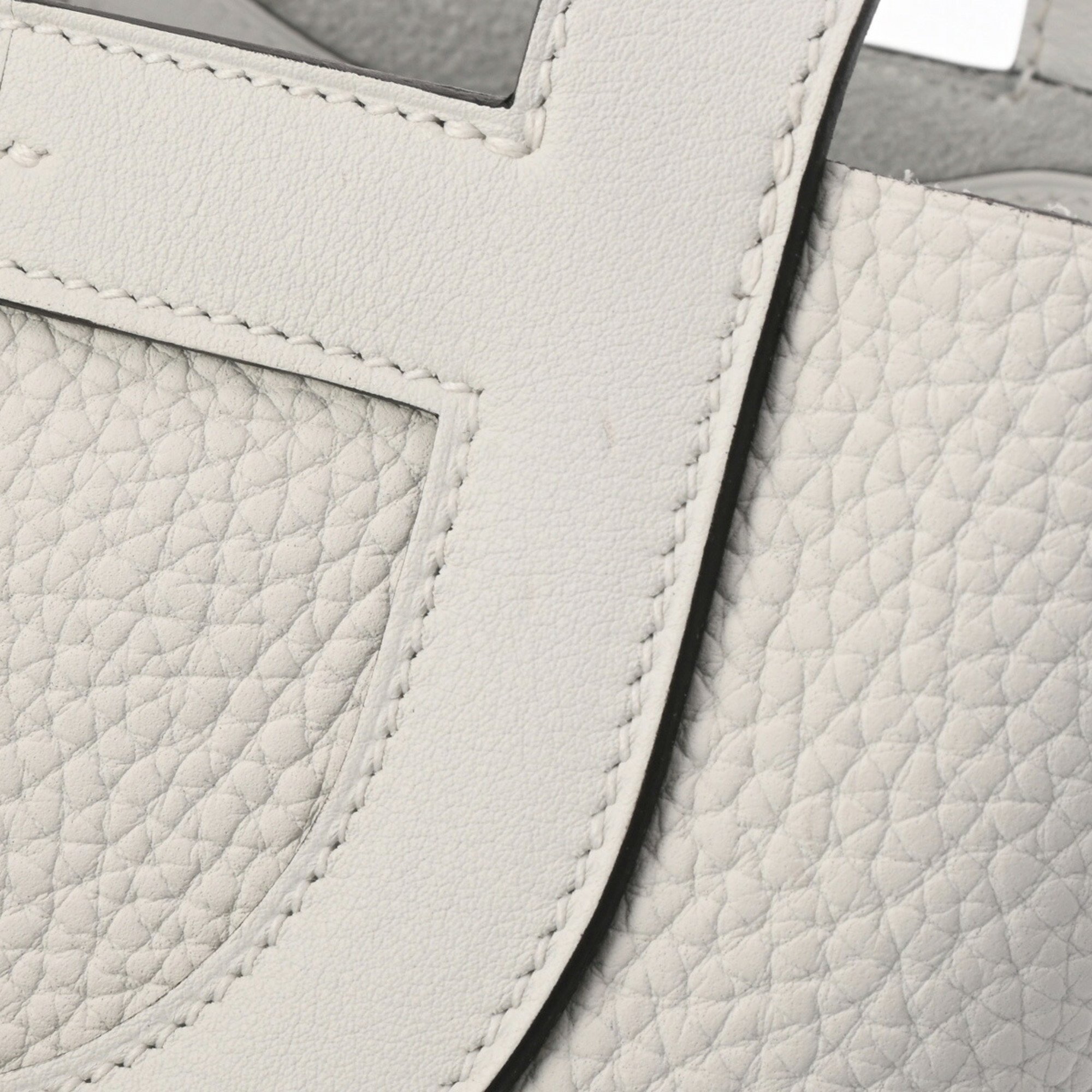 HERMES In the Loop 18 New White - B stamp (around 2023) Women's Taurillon Clemence/Swift leather handbag