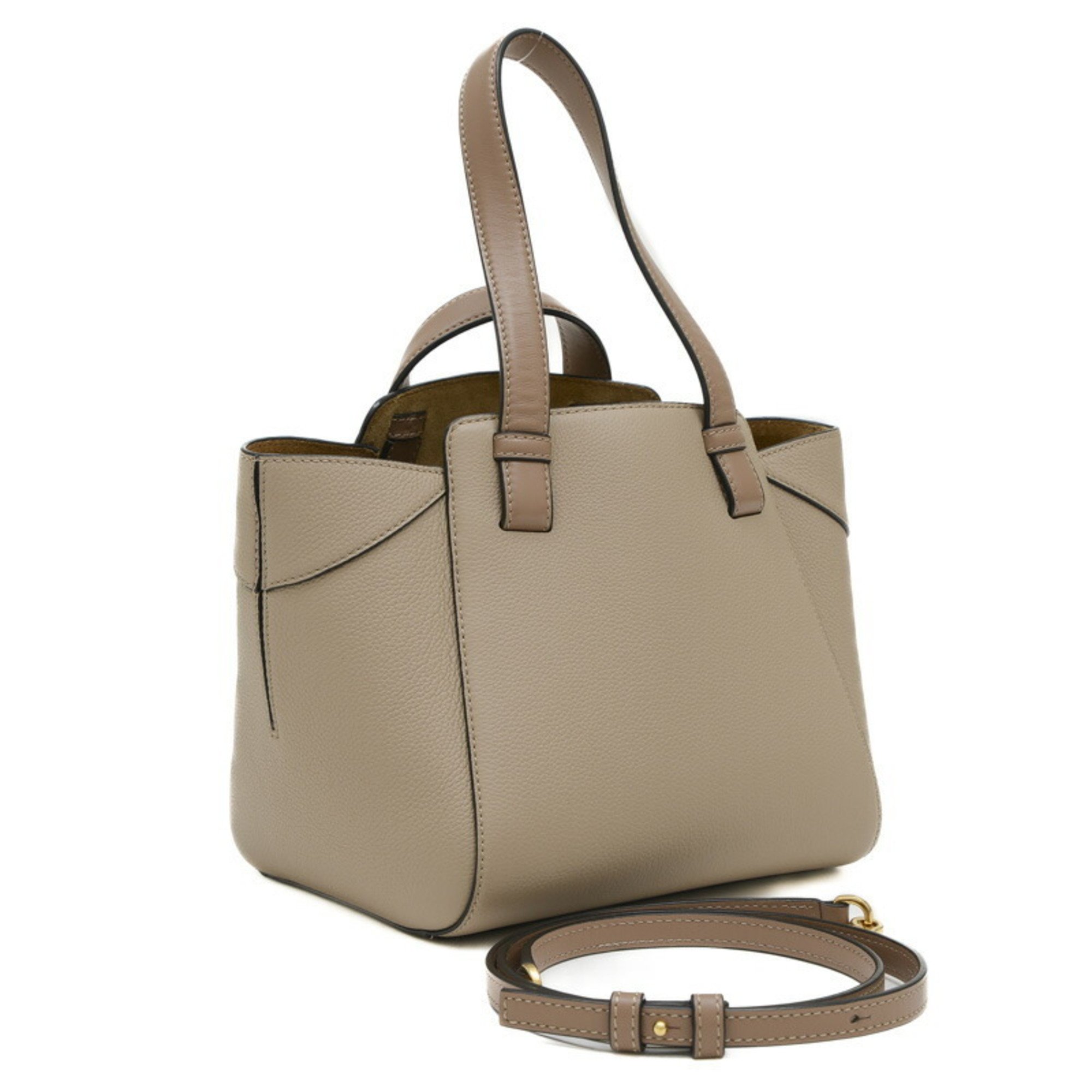 LOEWE HAMMOCK NUGGET SHOULDER BAG IN CALFSKIN SAND BEIGE