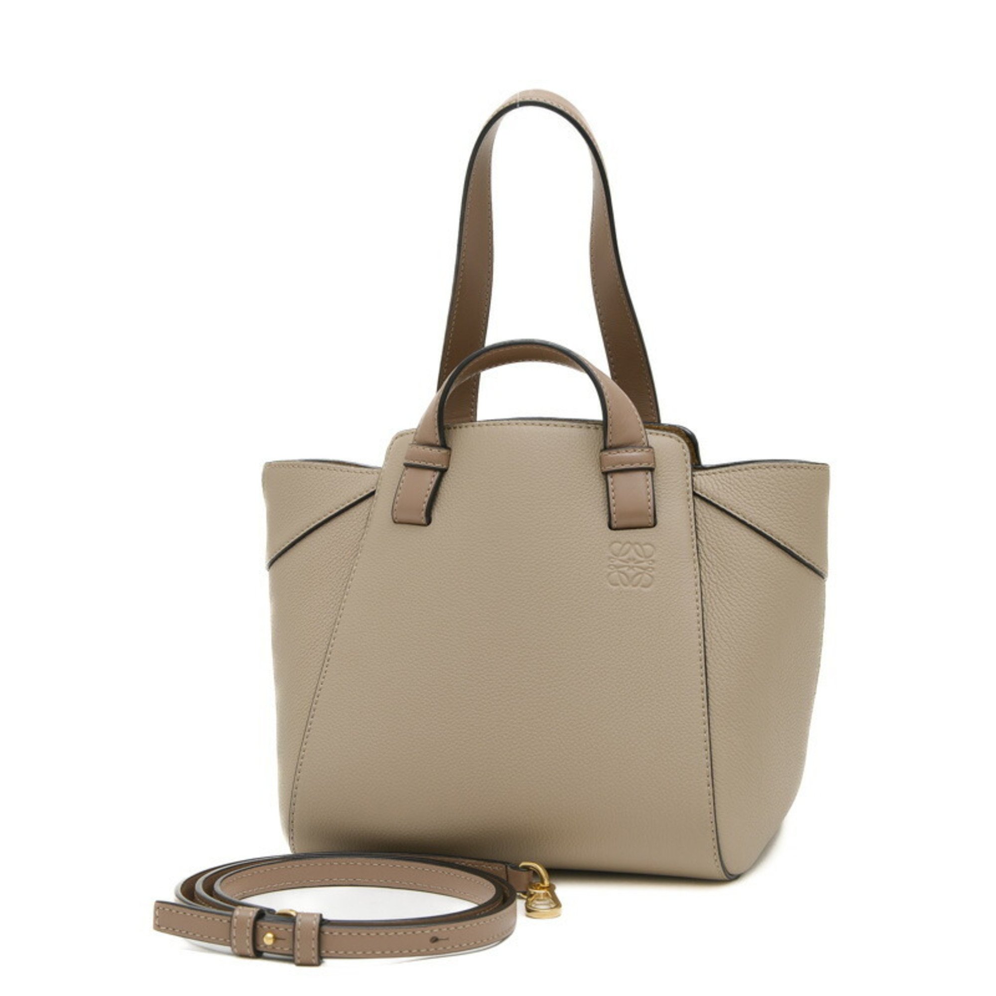 LOEWE HAMMOCK NUGGET SHOULDER BAG IN CALFSKIN SAND BEIGE