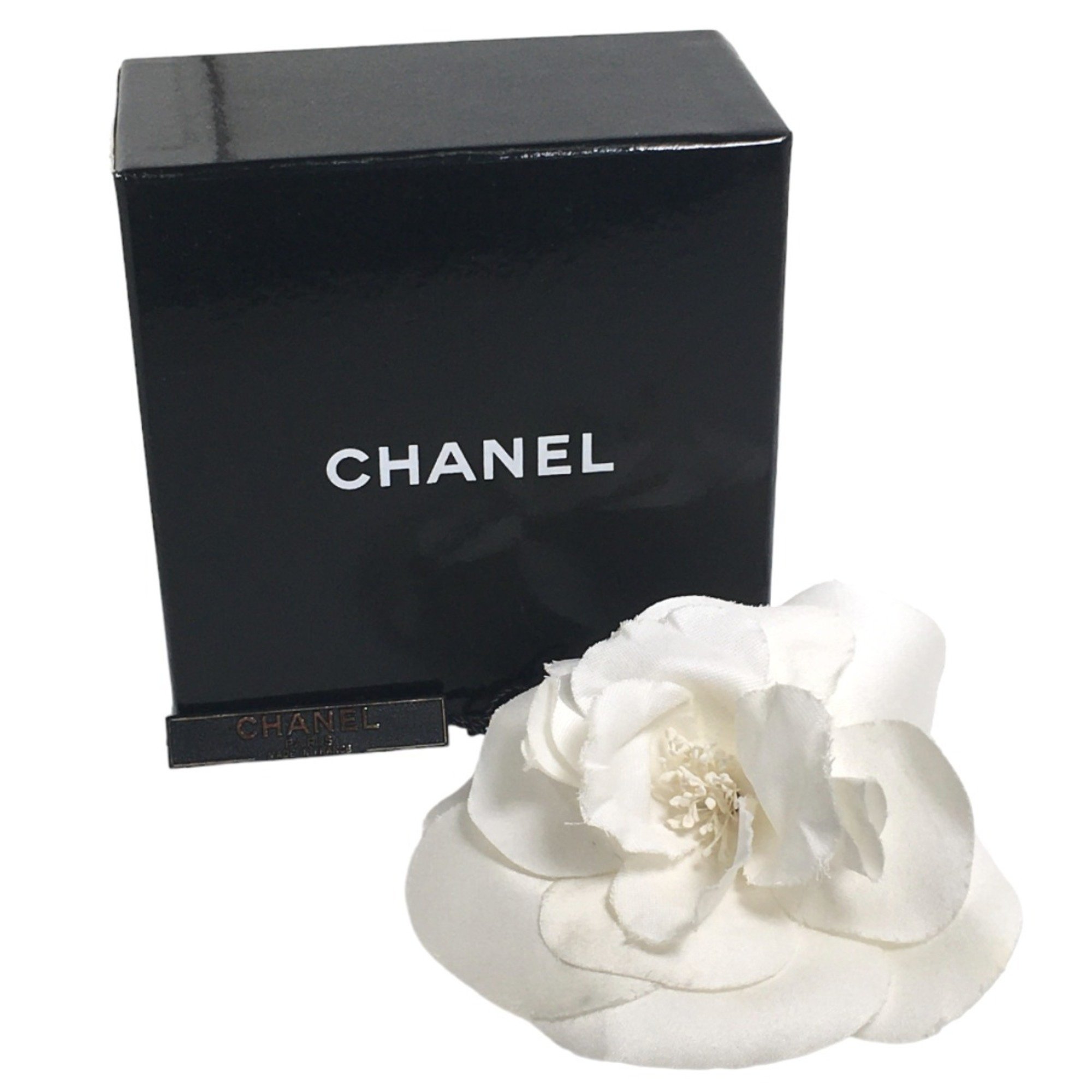 CHANEL Camellia Brooch Corsage White