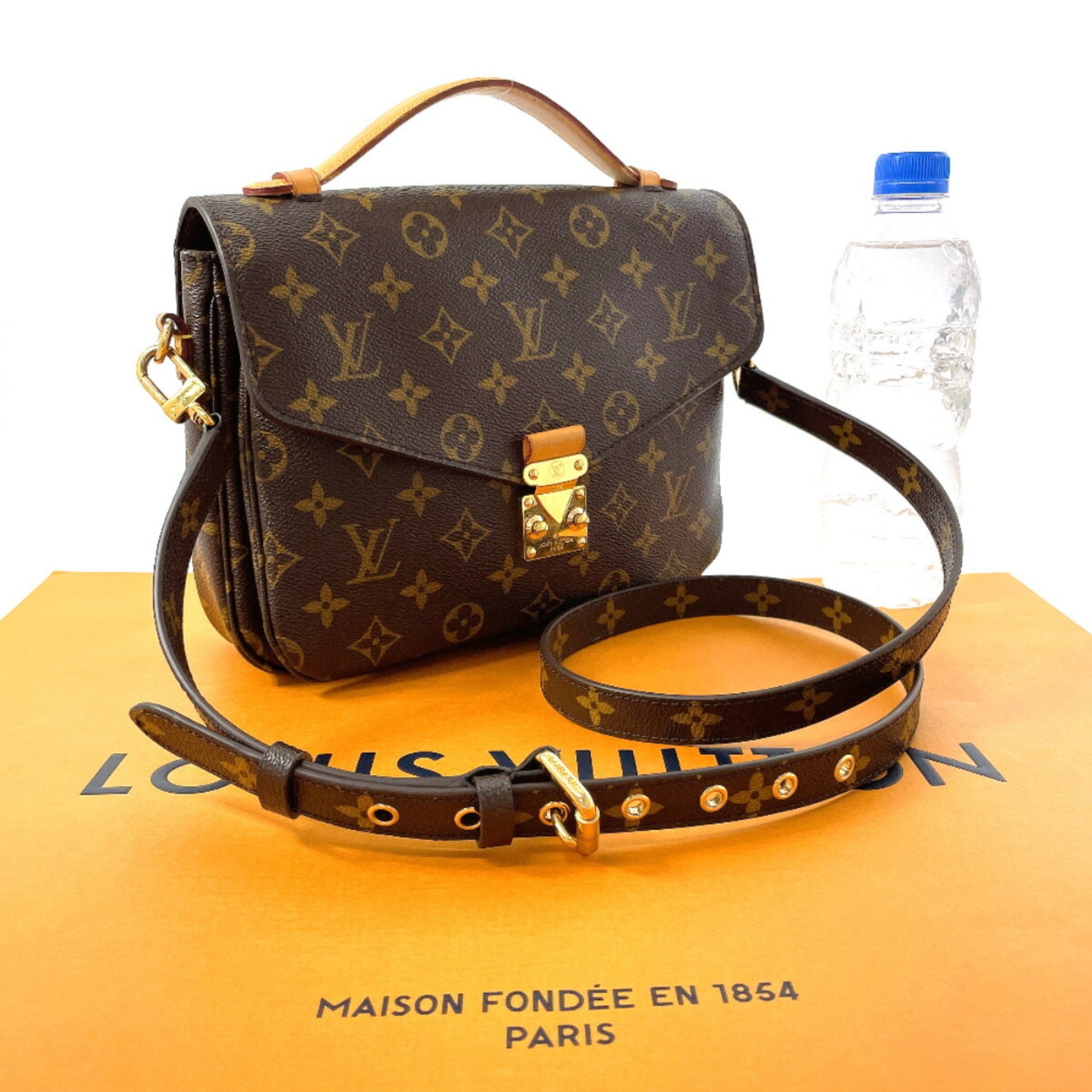 LOUIS VUITTON Louis Vuitton Pochette Metis MM M44875 Handbag Monogram Canvas Brown Women's N4085732