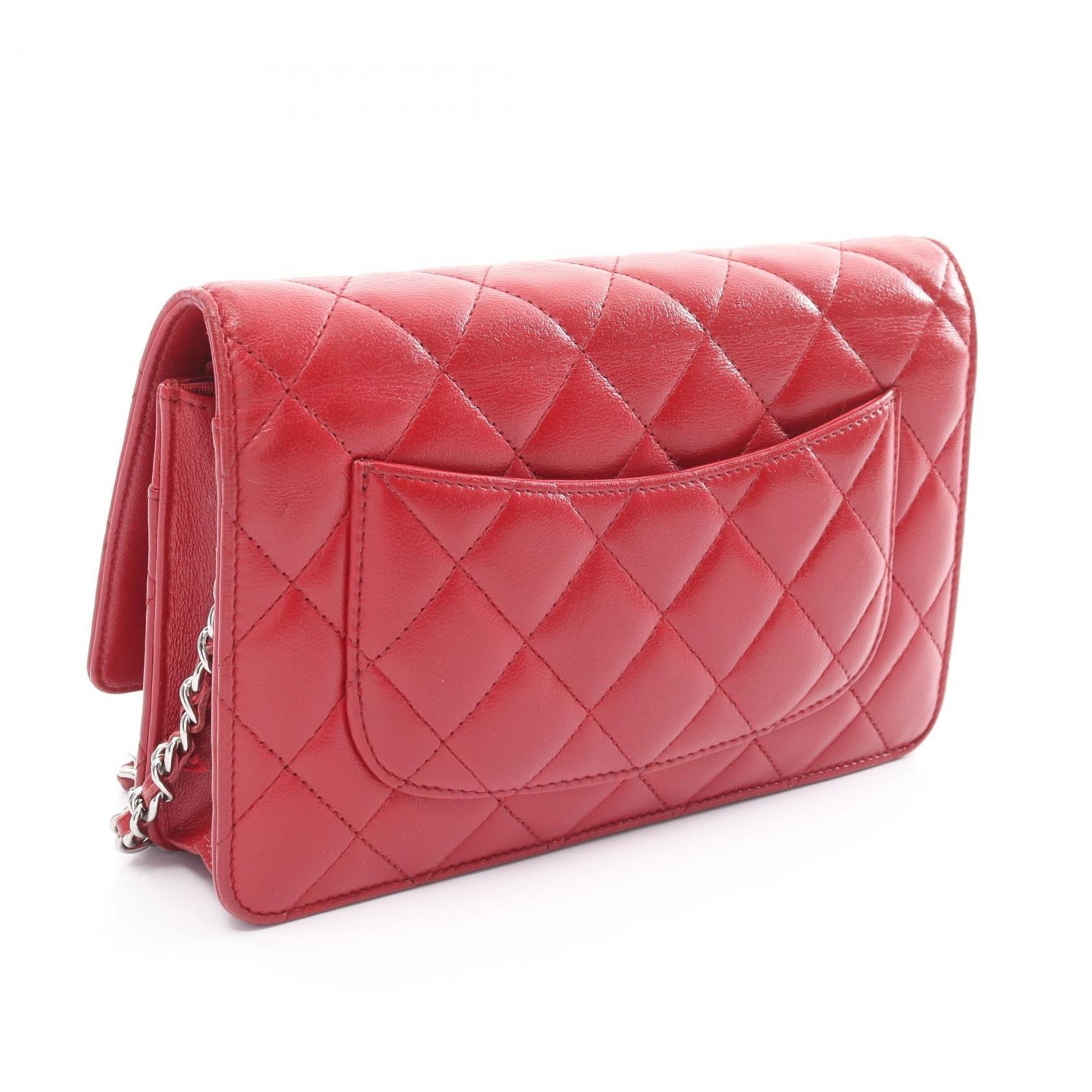 CHANEL Matelasse Shoulder Bag, Lambskin, Women's, Red, A33814