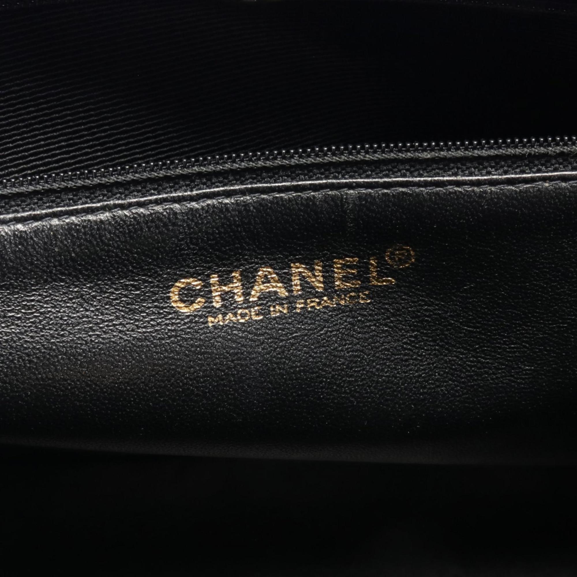 CHANEL Matelasse Tote Bag, Lambskin, Women's, Black