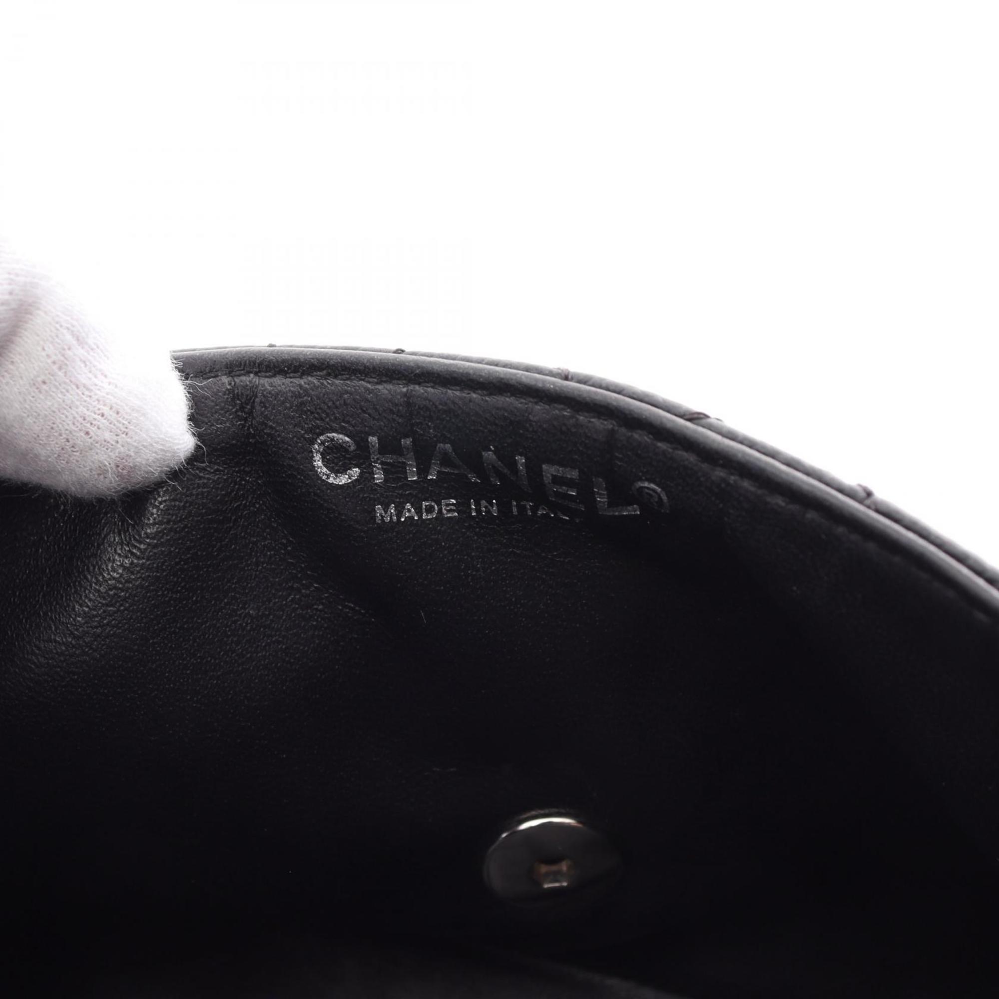 CHANEL Matelasse Shoulder Bag Caviar Skin (Grained Calfskin) Women's Black