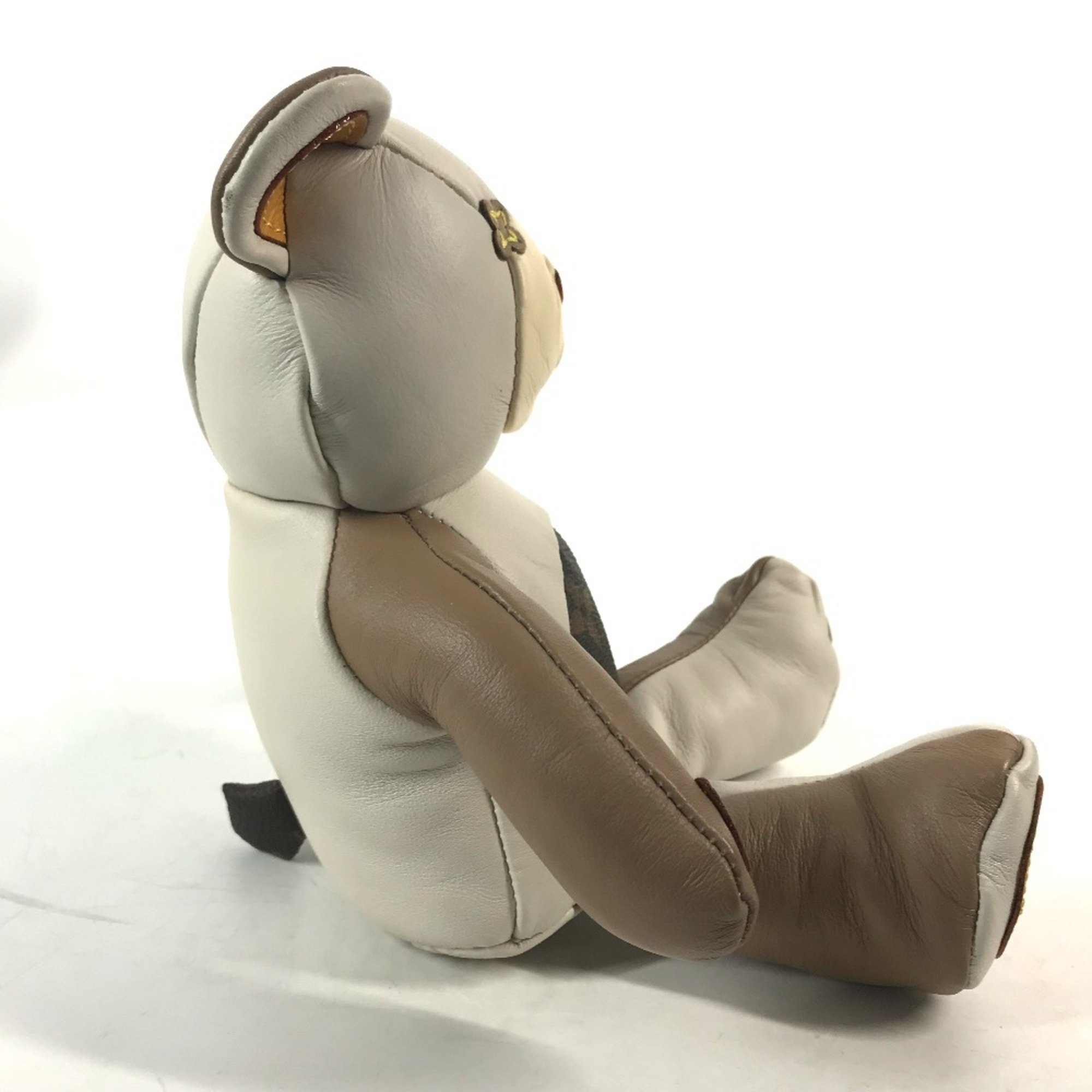 LOUIS VUITTON GI0142 Monogram Dudurui Bear Doll Stuffed Animal Leather Women's White