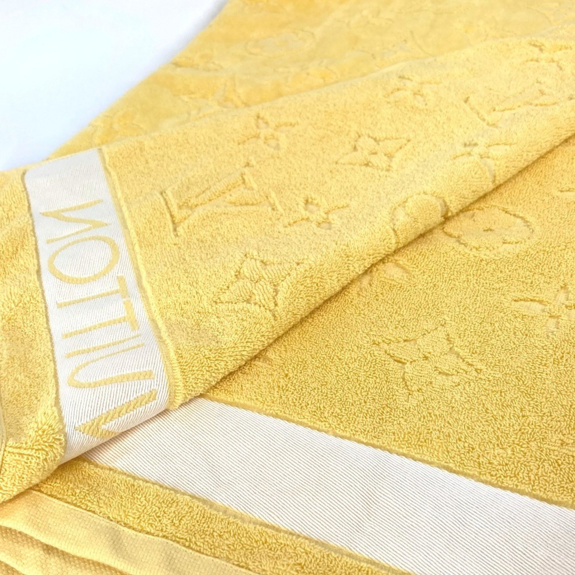 LOUIS VUITTON R96537 Bath Towel, Knee Blanket, Monogram Beach Cotton, Women's, Yellow