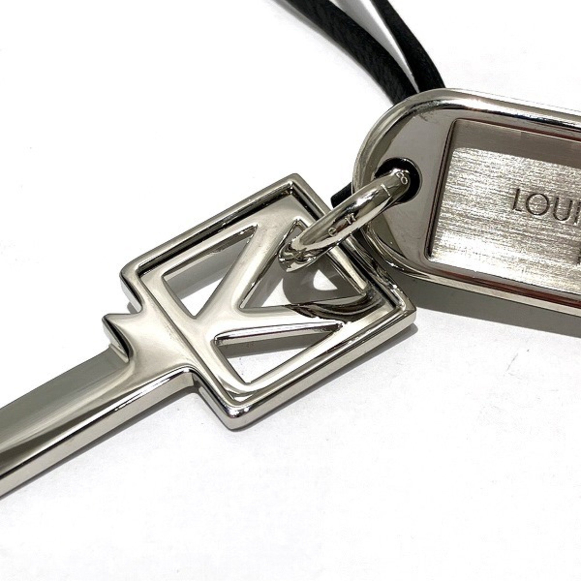 Louis Vuitton M61984 Leather Men's Necklace (Silver)