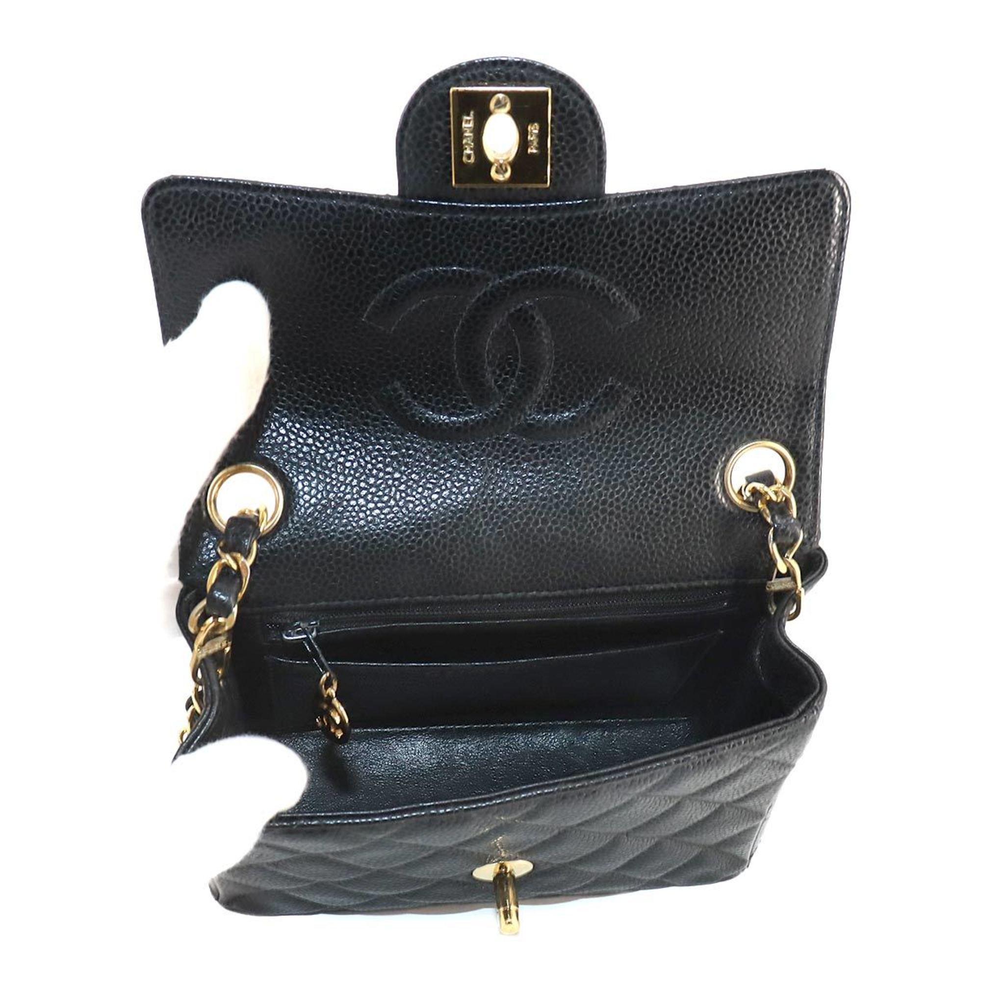 CHANEL Matelasse Chain Shoulder Bag Caviar Skin Black A01115 Gold Hardware Mini