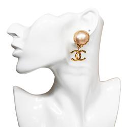 Chanel Earrings Coco Mark Circle Fake Pearl GP Plated Gold 95P Women's