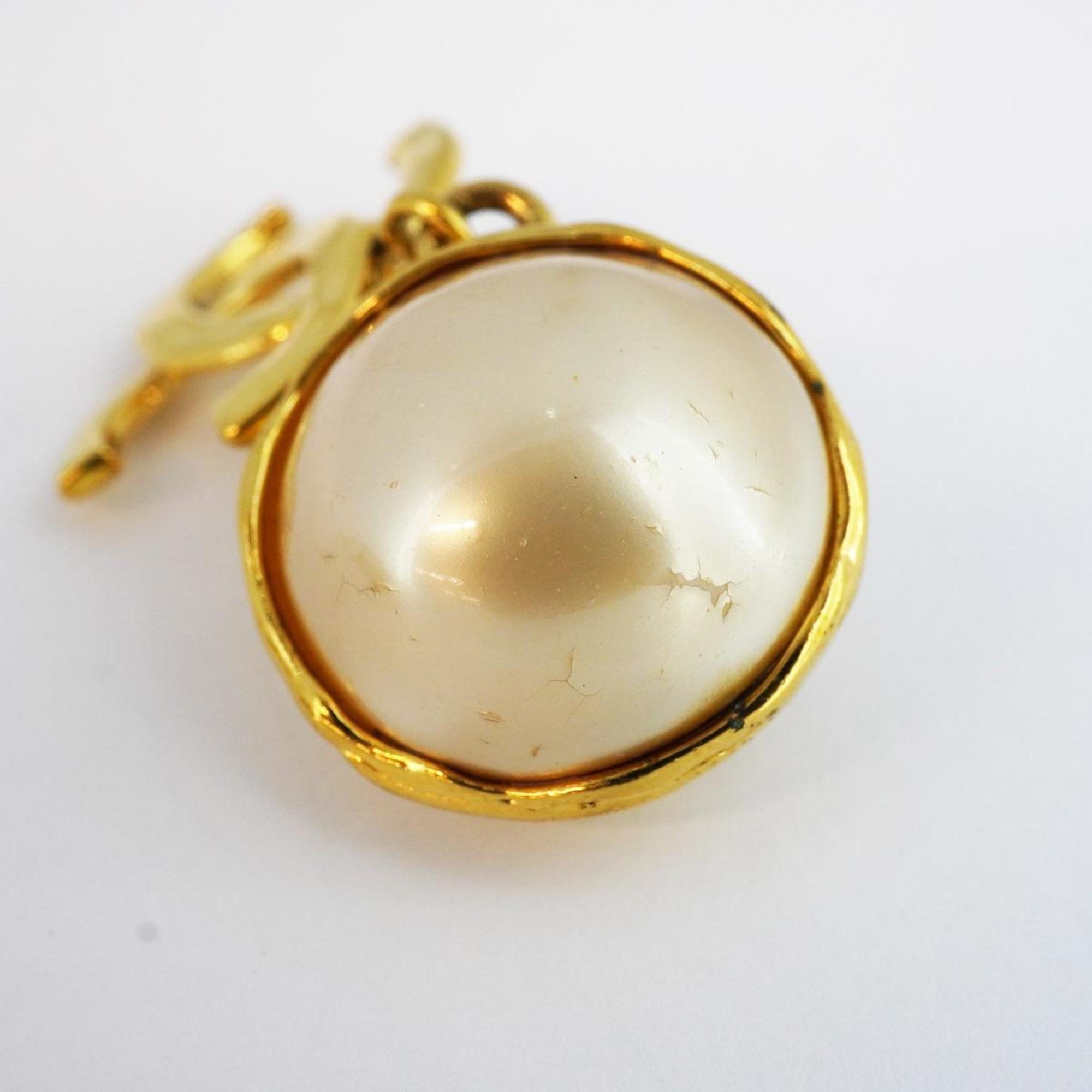 Chanel Earrings Coco Mark Circle Fake Pearl GP Plated Gold 93A Women's